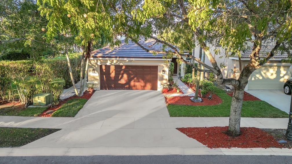 1059 Golden Cane Dr Weston, FL 33327