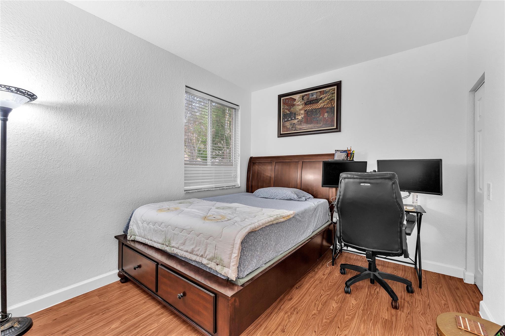 1059 Golden Cane Dr Weston, FL 33327