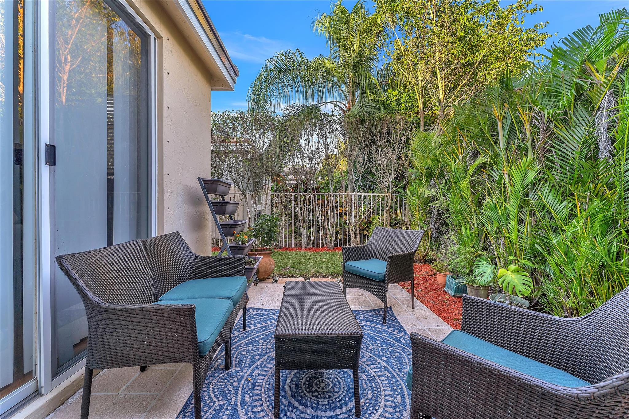 1059 Golden Cane Dr Weston, FL 33327