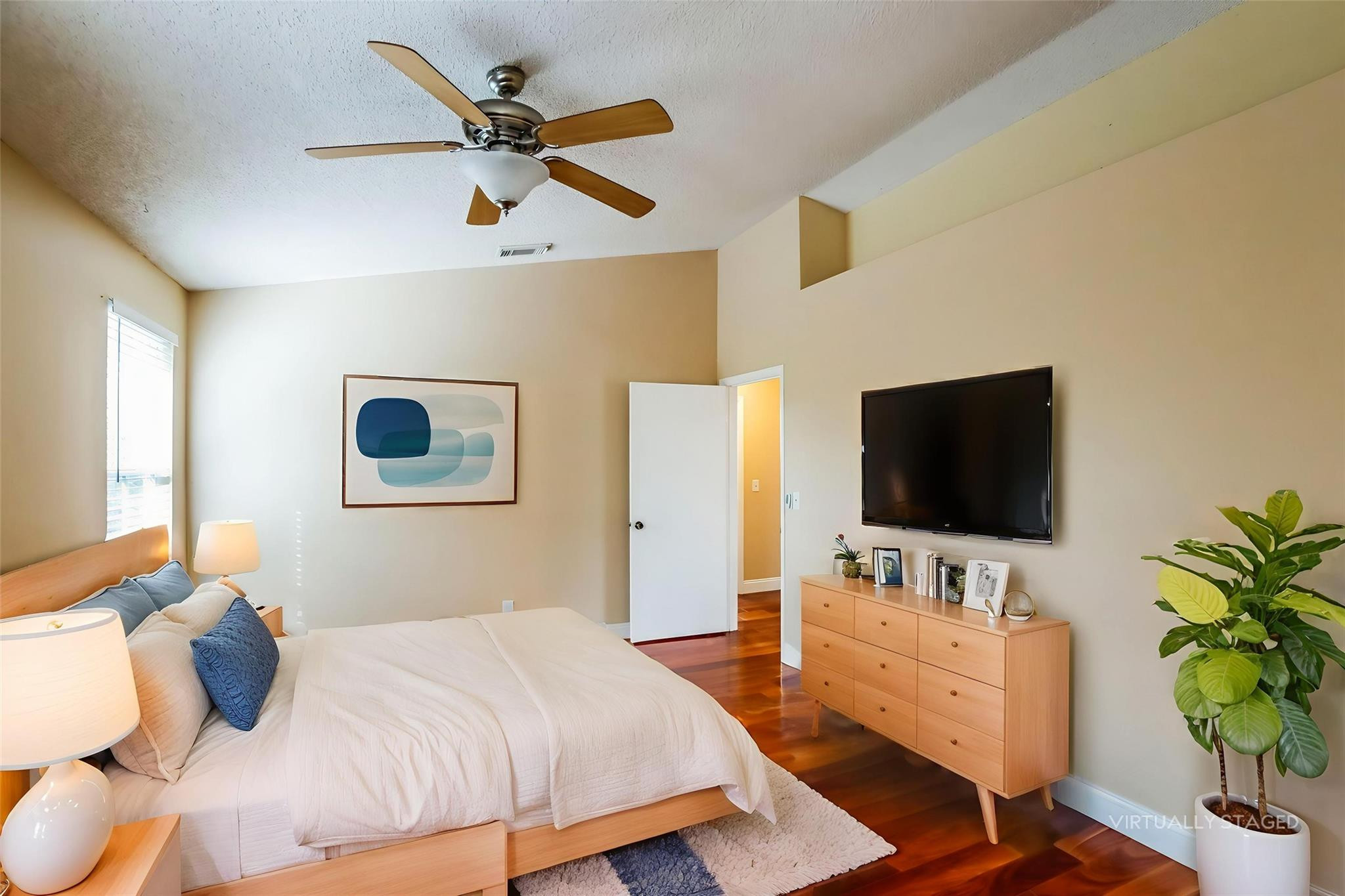 20742 NW 3rd Pembroke Pines, FL 33029