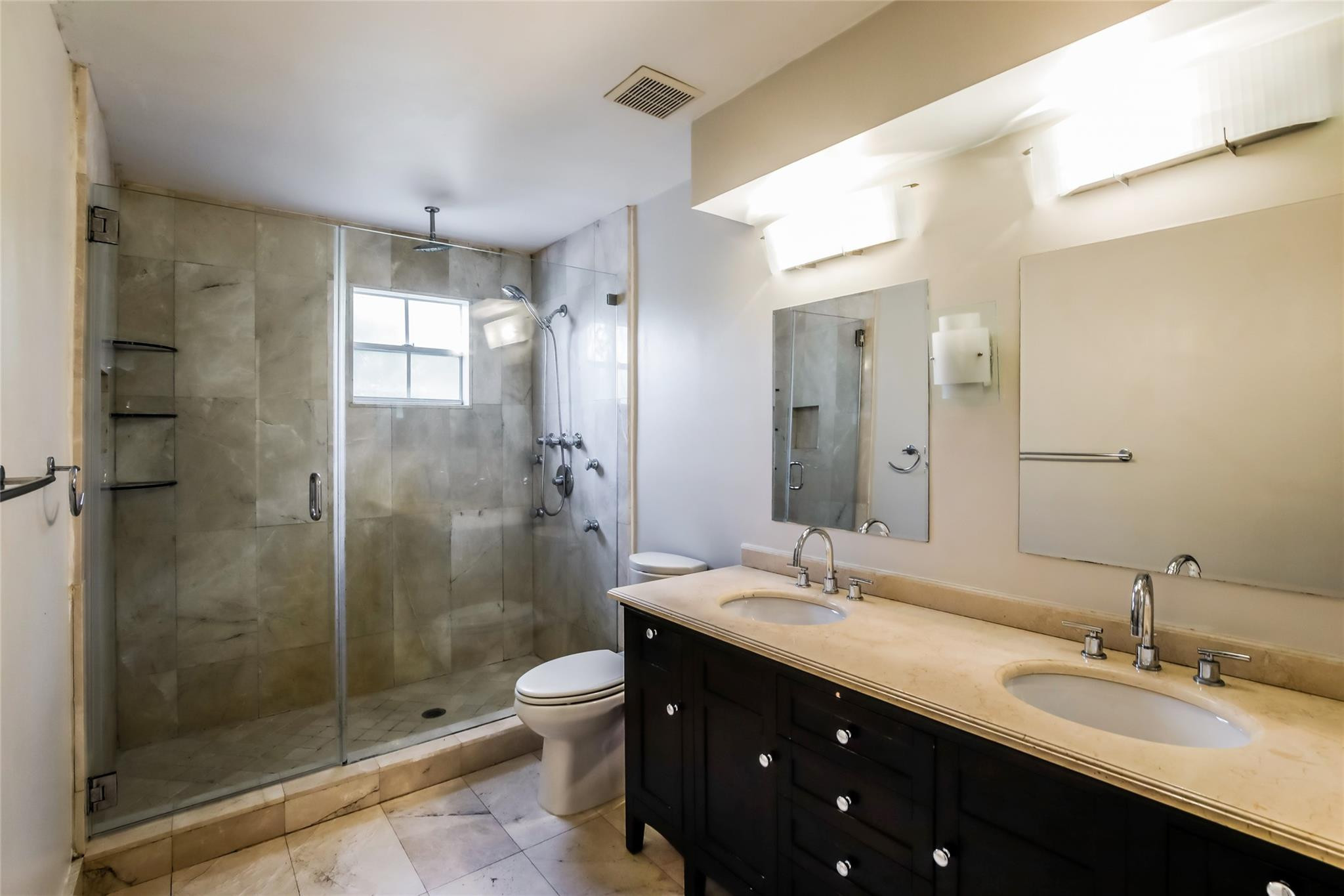 20742 NW 3rd Pembroke Pines, FL 33029