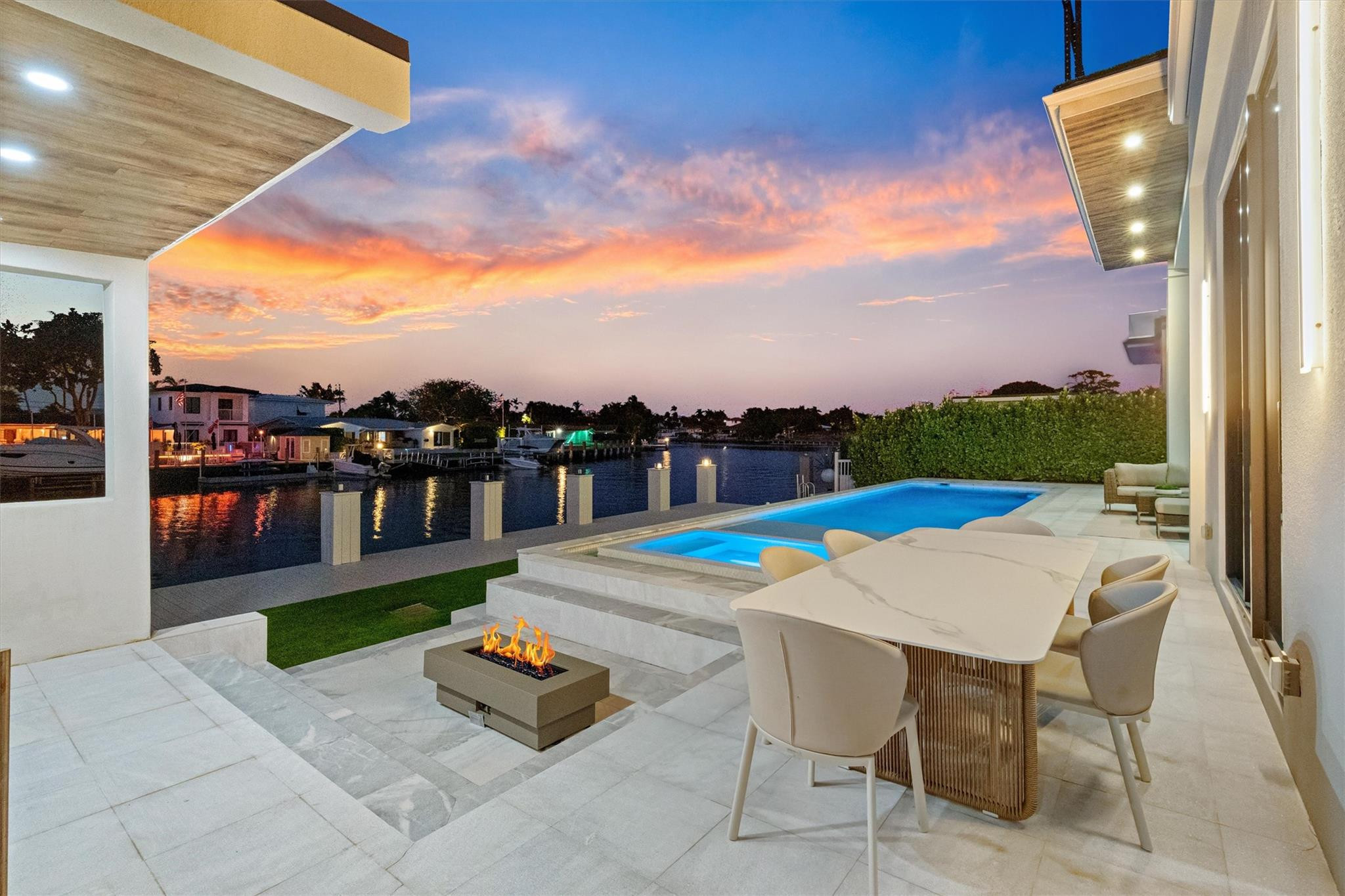 2221 NE 19th Fort Lauderdale, FL 33305