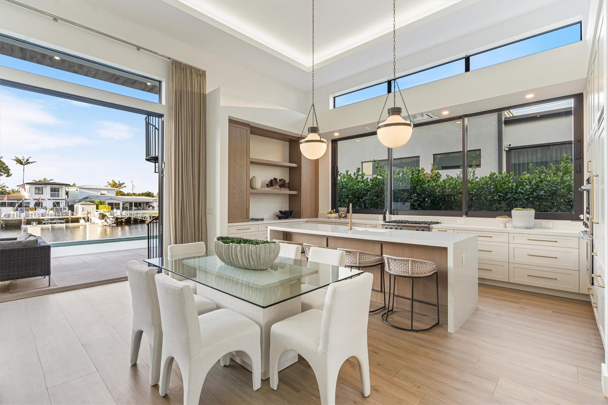 2221 NE 19th Fort Lauderdale, FL 33305