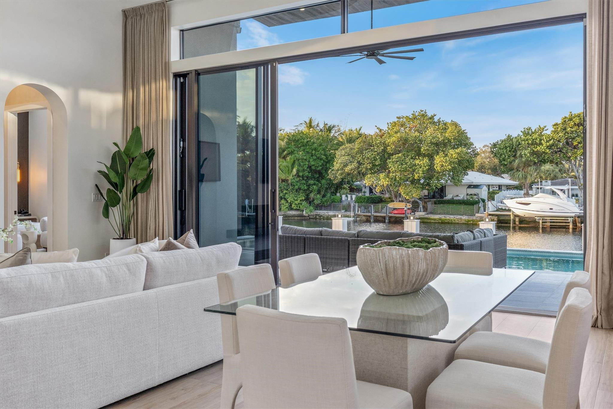 2221 NE 19th Fort Lauderdale, FL 33305