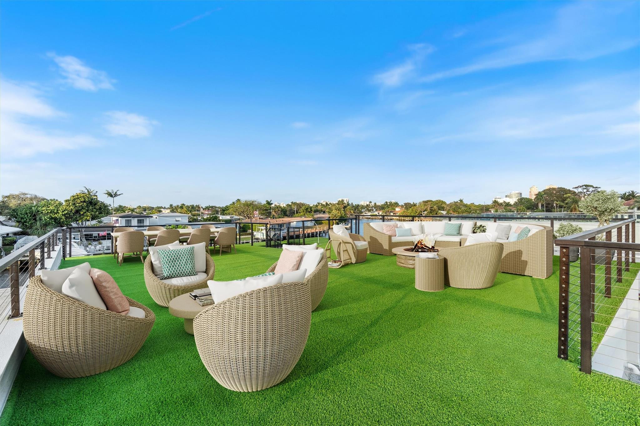 2221 NE 19th Fort Lauderdale, FL 33305