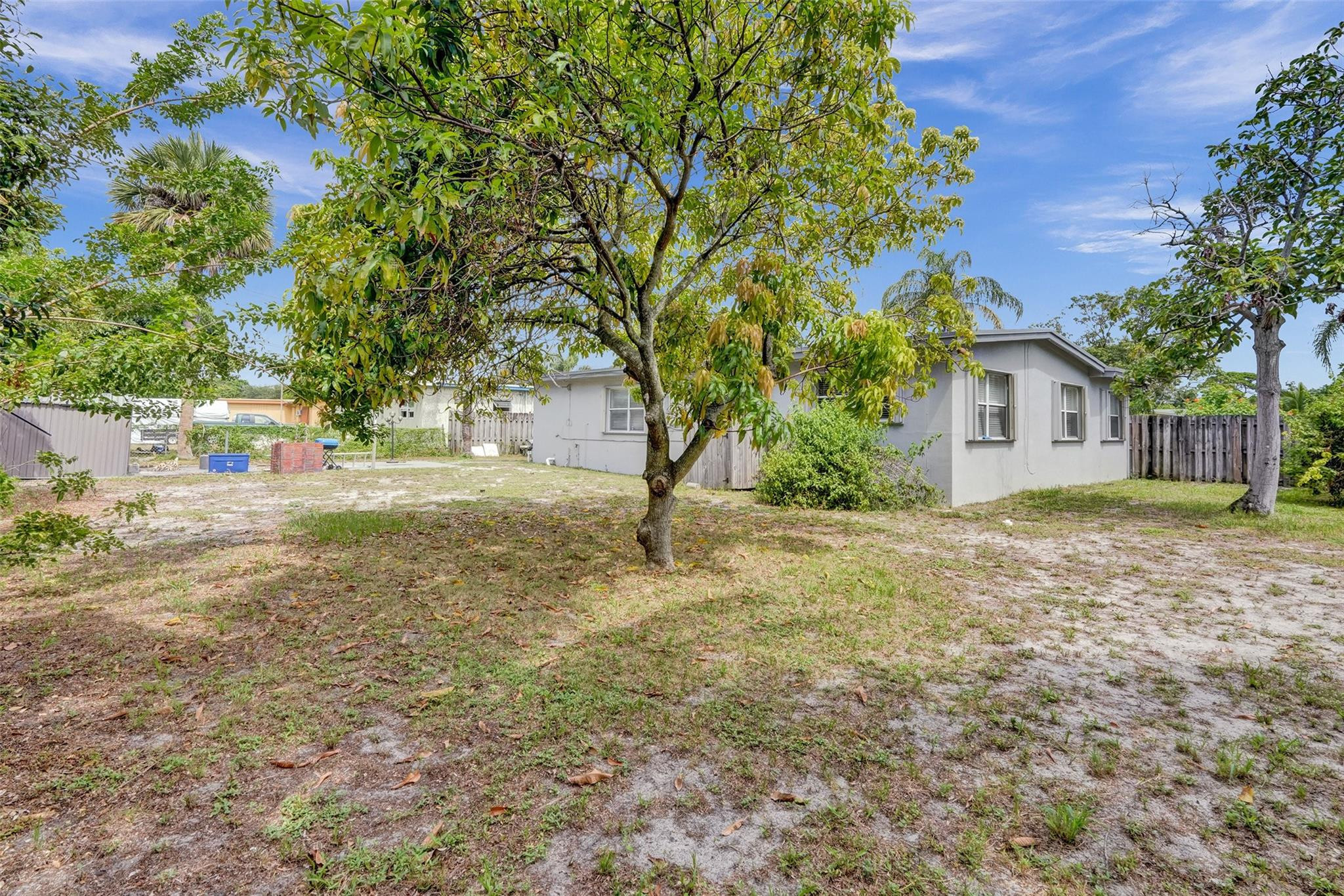 1036 NW 13th Fort Lauderdale, FL 33311