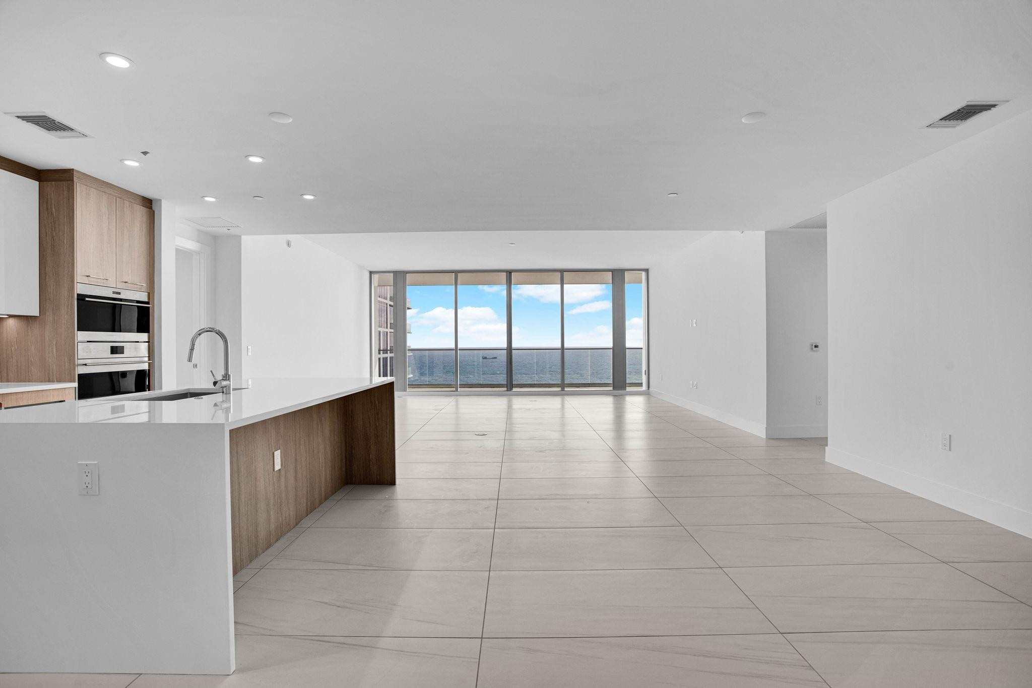 153 N Seabreeze #2501-S Fort Lauderdale, FL 33304