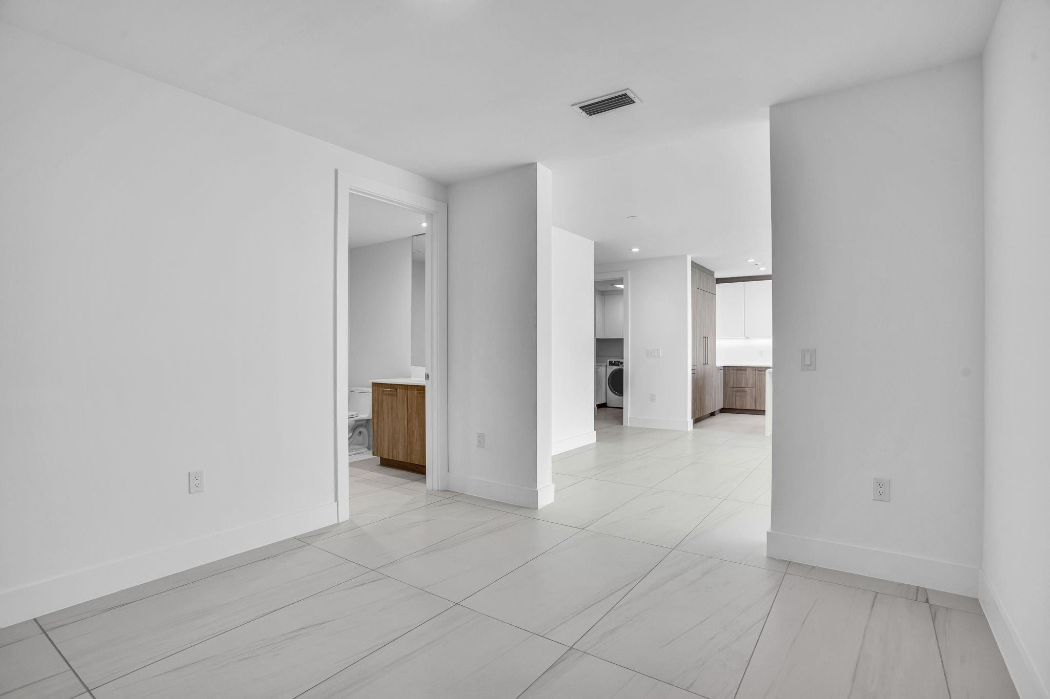 153 N Seabreeze #2501-S Fort Lauderdale, FL 33304