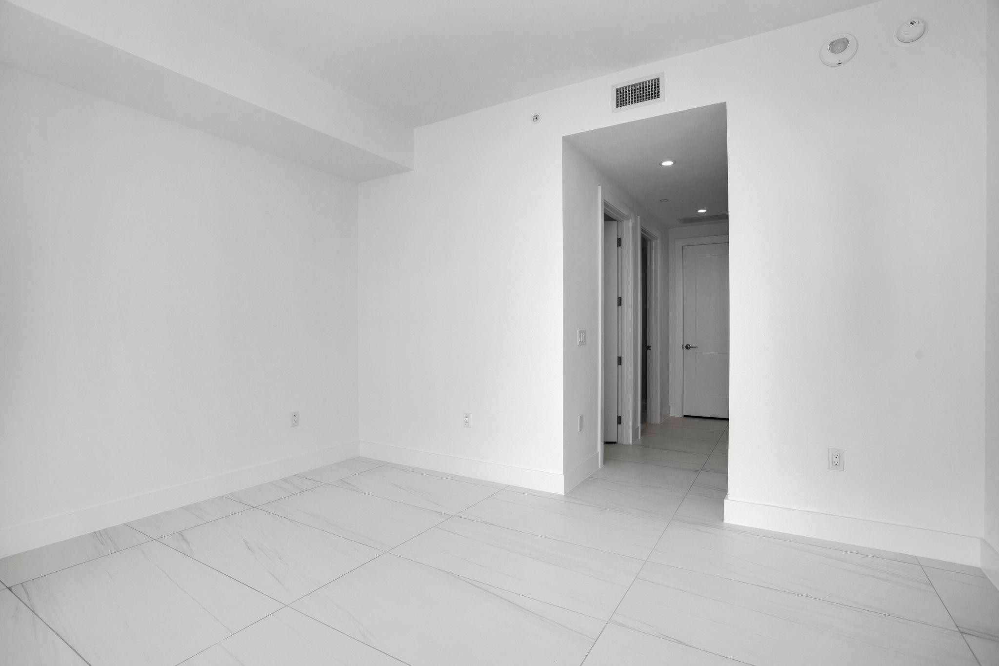 153 N Seabreeze #2501-S Fort Lauderdale, FL 33304