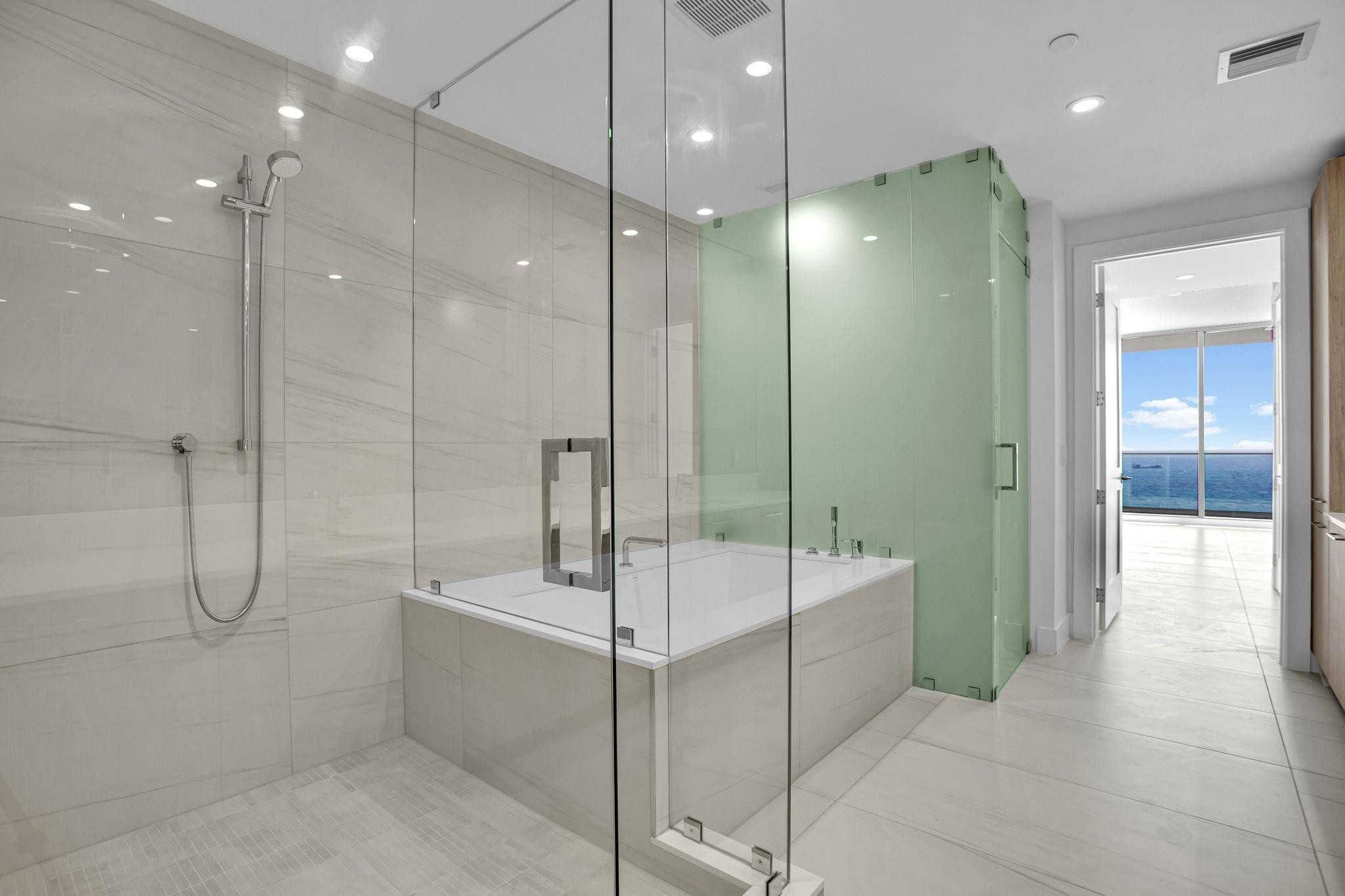 153 N Seabreeze #2501-S Fort Lauderdale, FL 33304