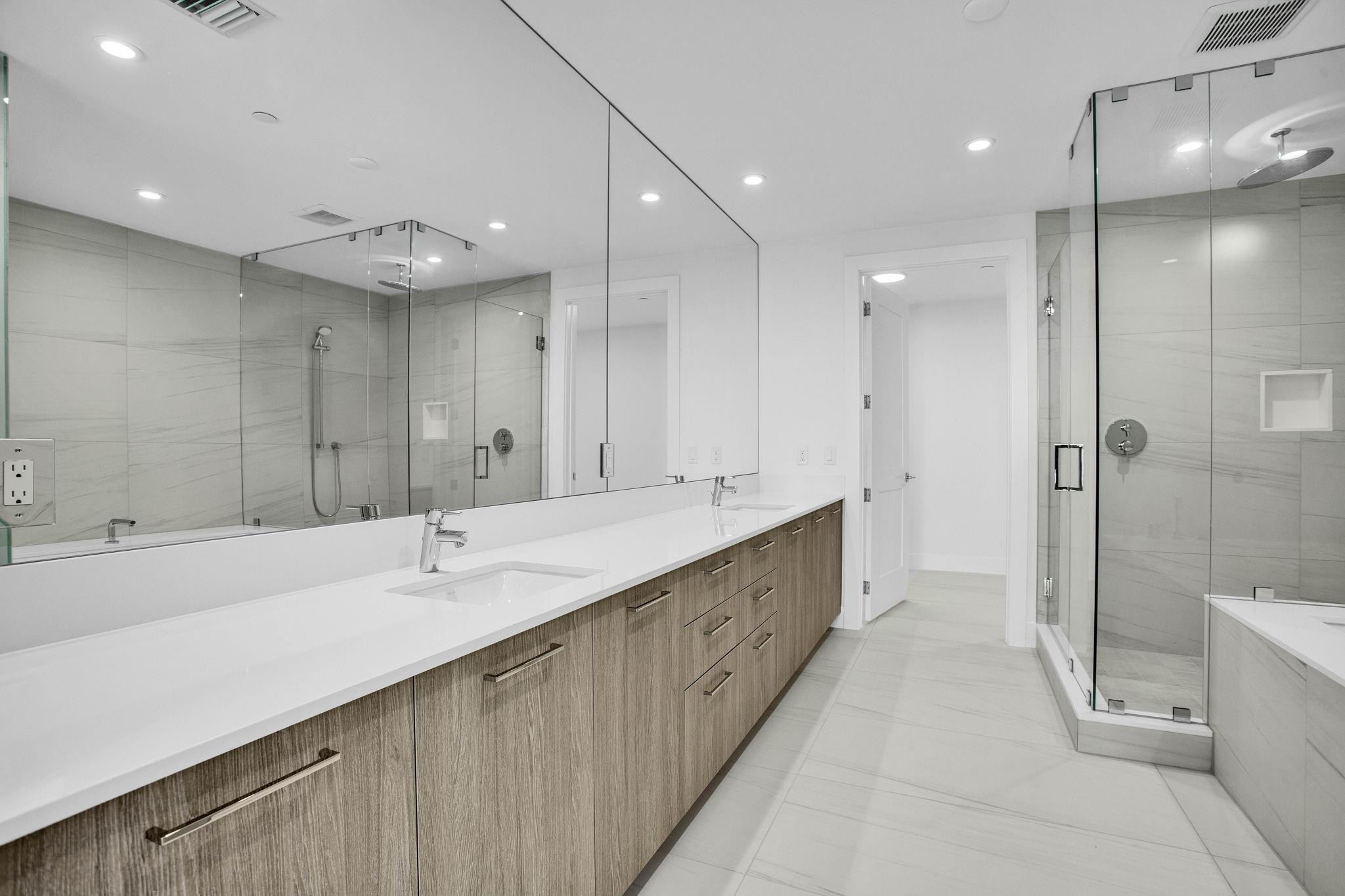 153 N Seabreeze #2501-S Fort Lauderdale, FL 33304