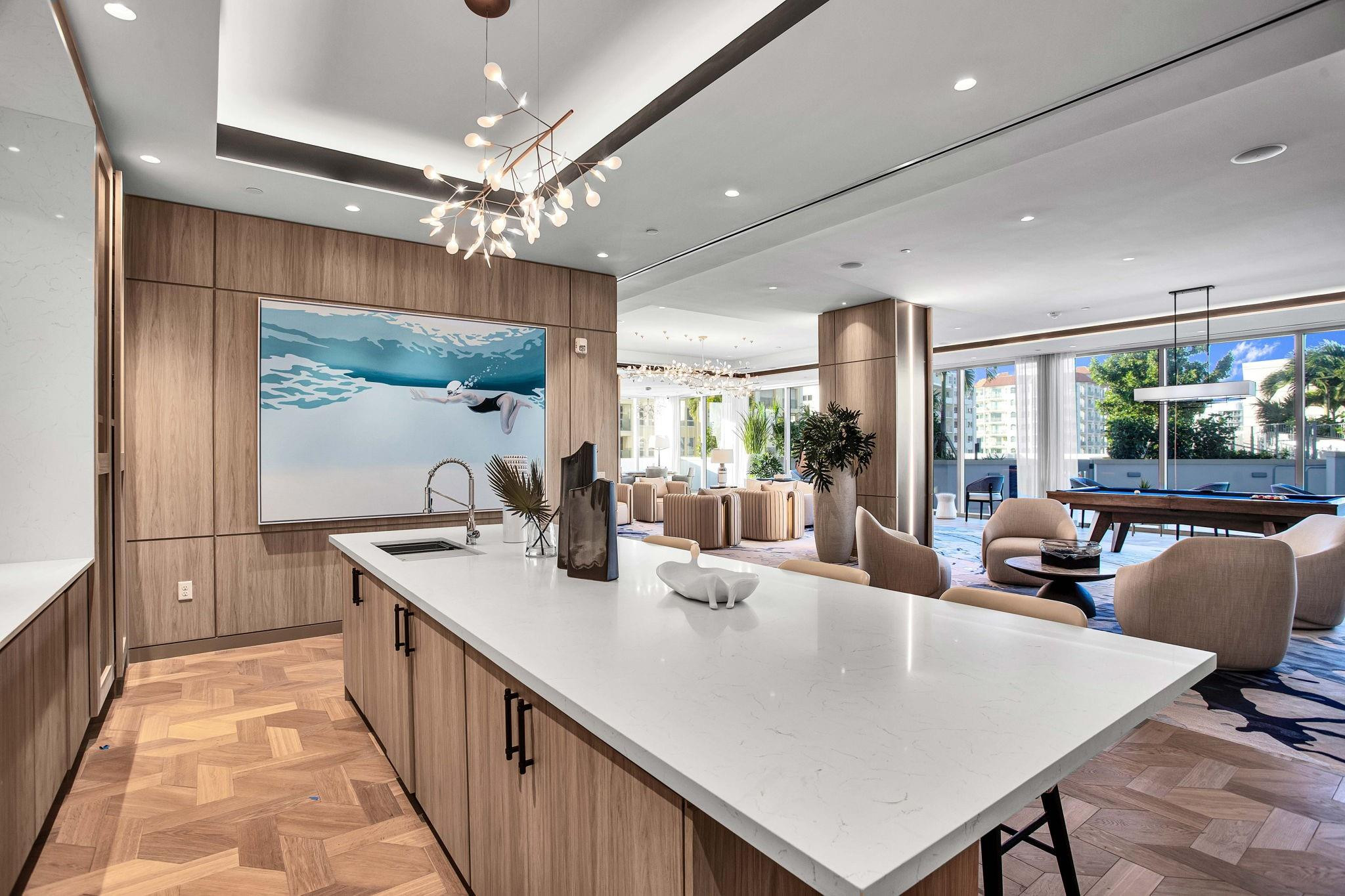 153 N Seabreeze #2501-S Fort Lauderdale, FL 33304