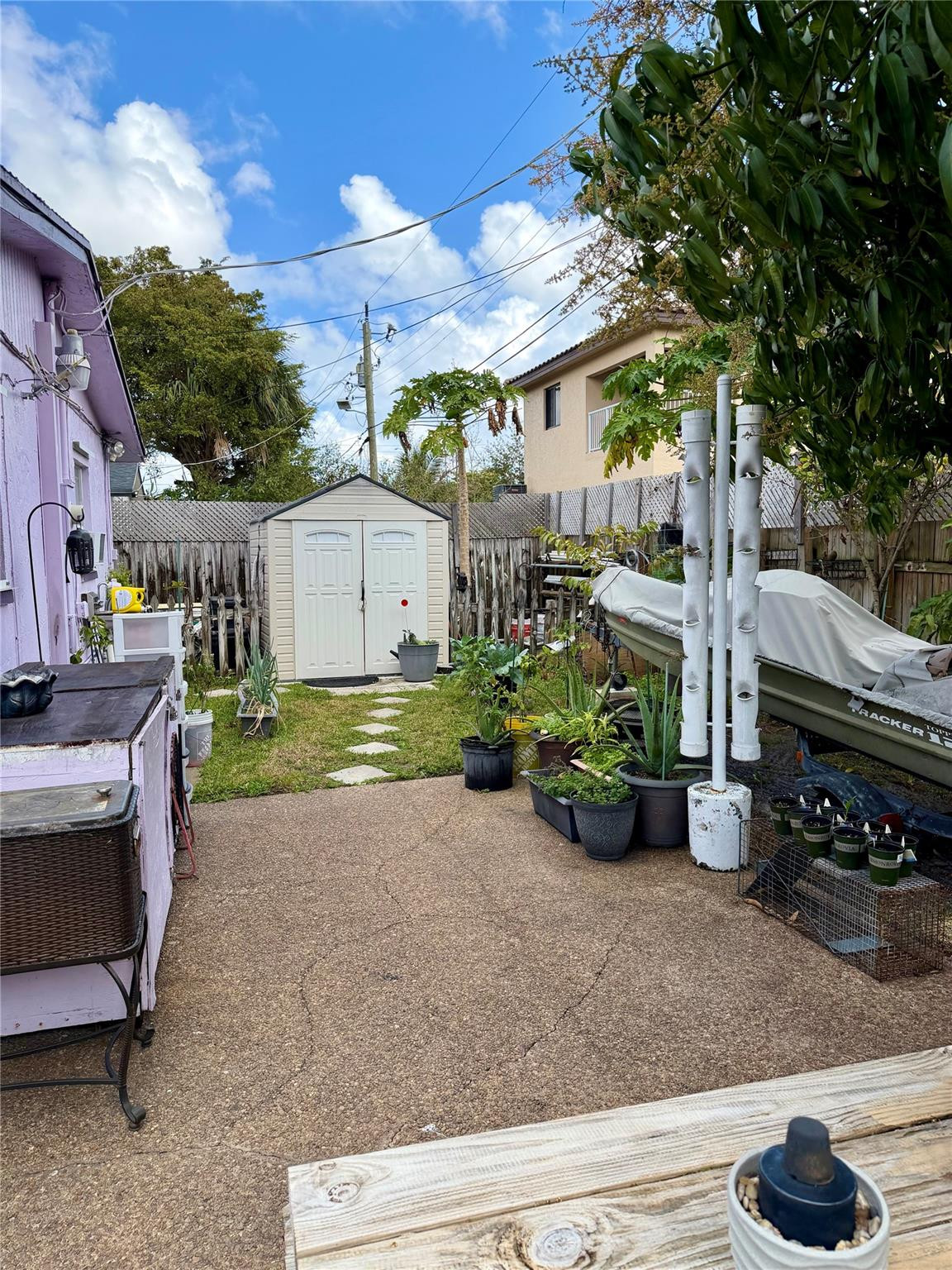 1718 NW 7th Fort Lauderdale, FL 33311