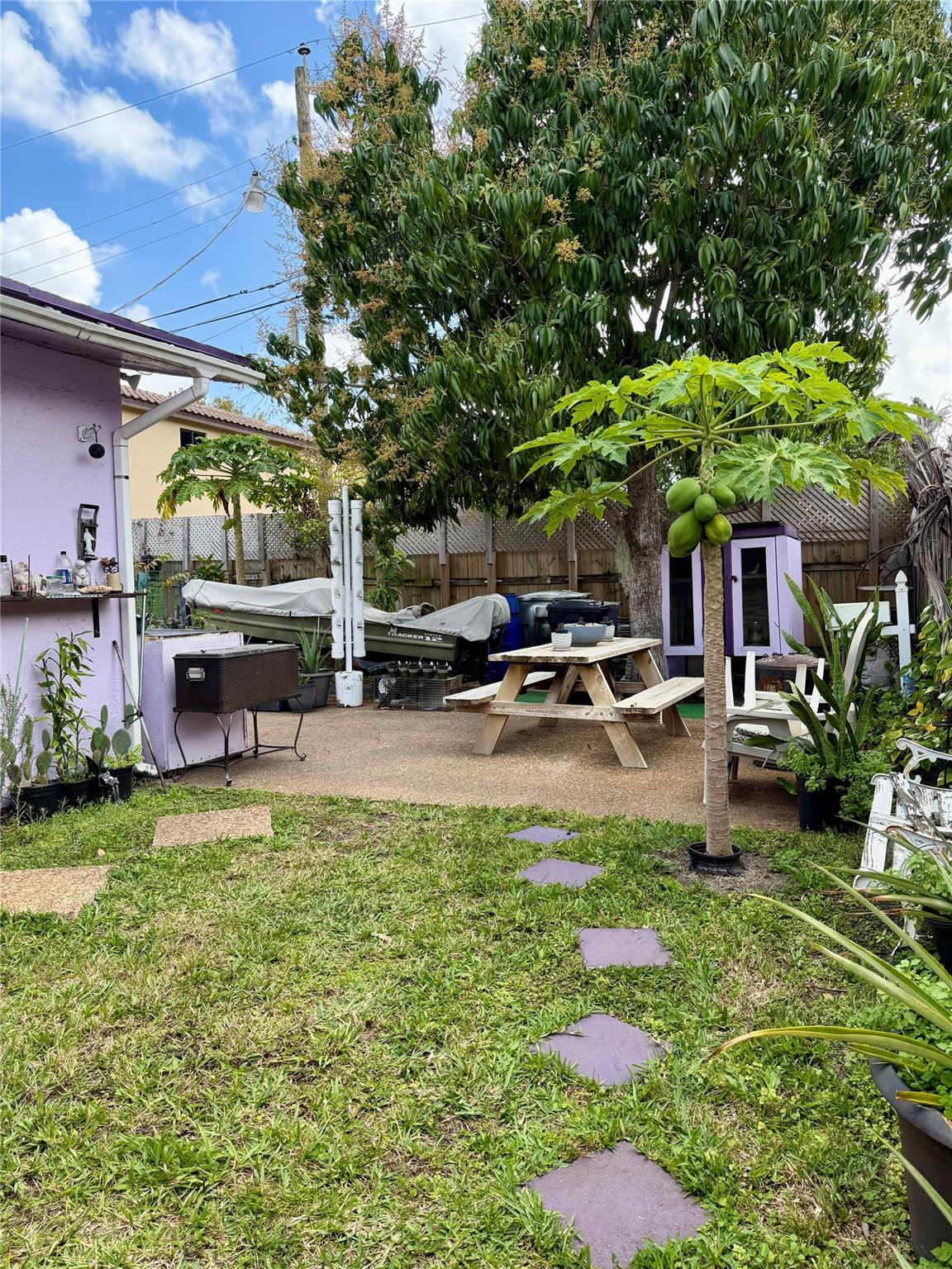 1718 NW 7th Fort Lauderdale, FL 33311