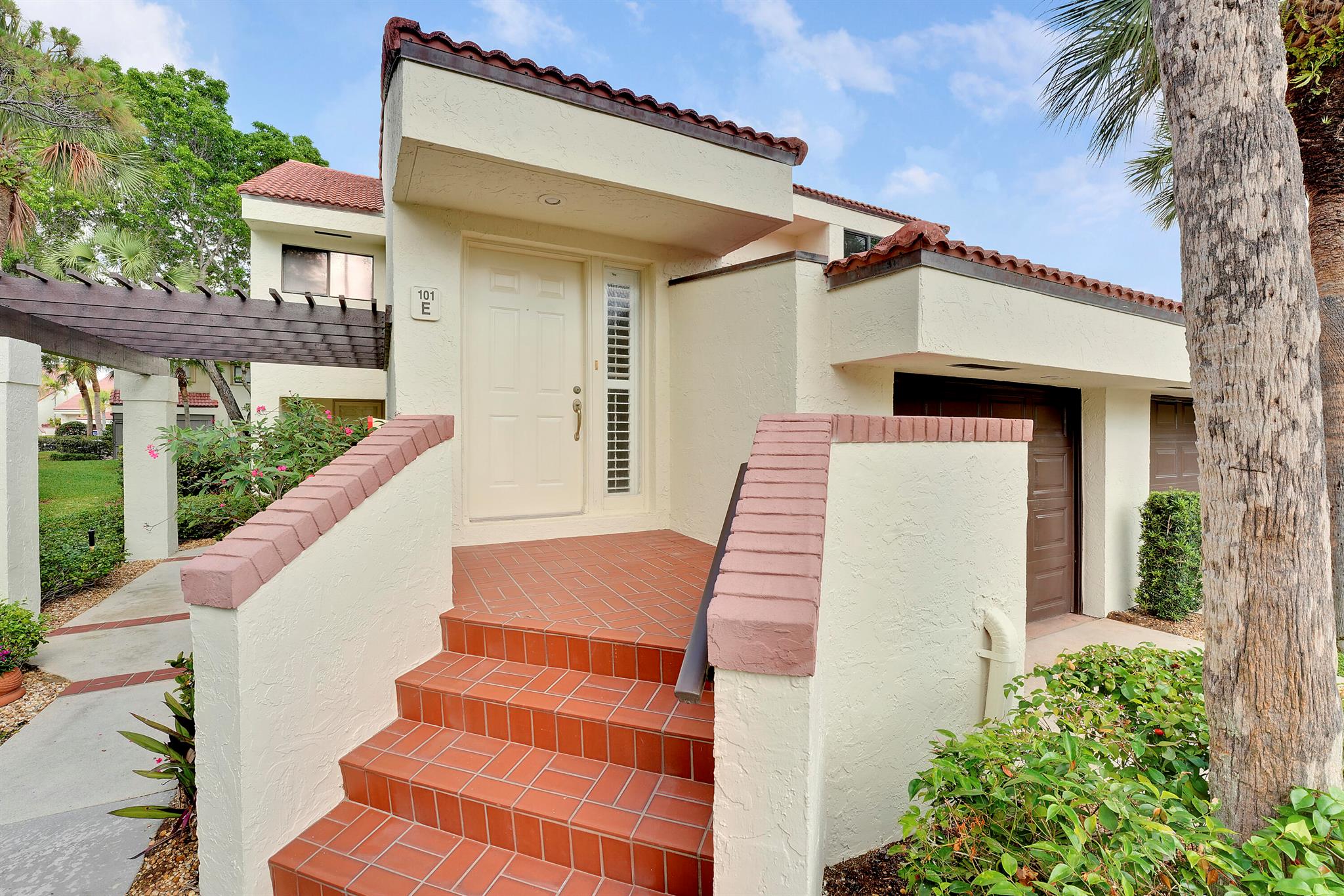 101 Sea Oats Dr #E Juno Beach, FL 33408