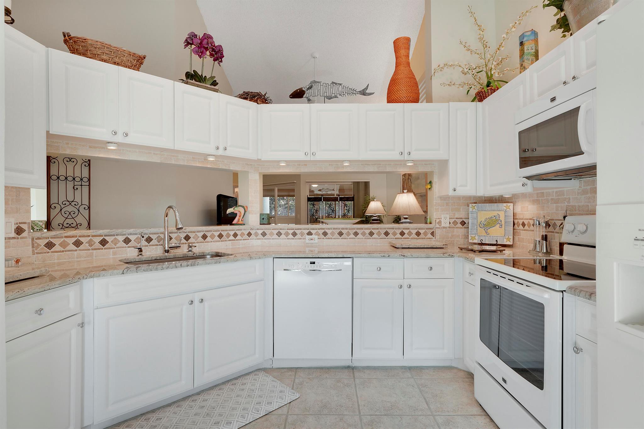 101 Sea Oats Dr #E Juno Beach, FL 33408