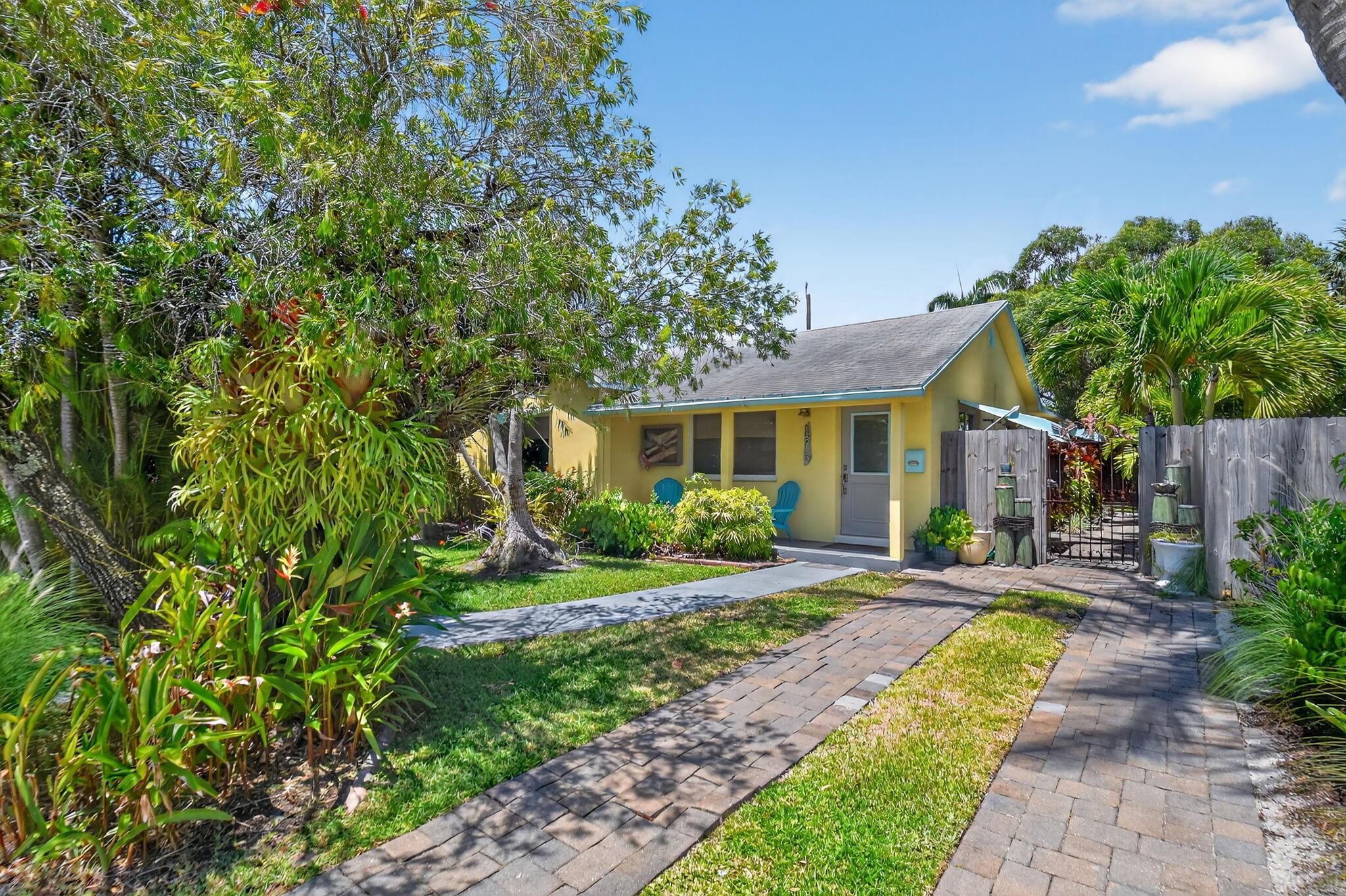 1815 N N St,Lake Worth Beach, FL 33460