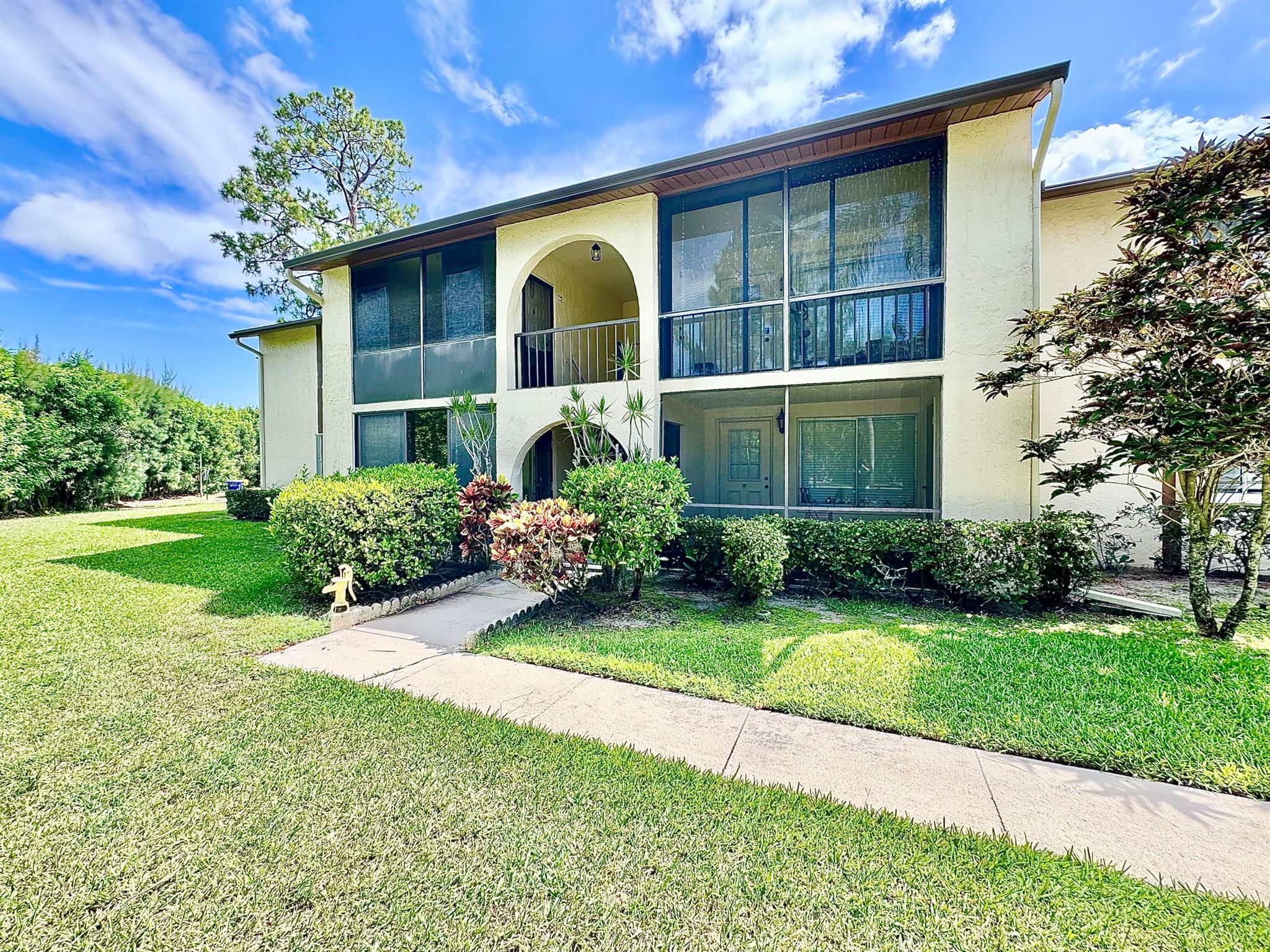 312 Knotty Pine Cir #C-1