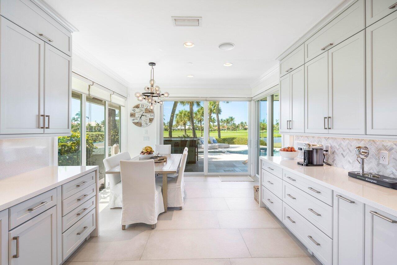 2160 SE Golfview Ln Stuart, FL 34996 2160 SE Golfview Ln Stuart, FL 34996