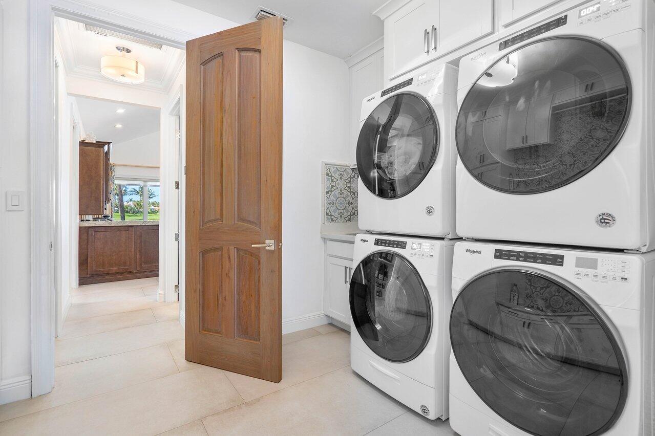 2160 SE Golfview Ln Stuart, FL 34996 2160 SE Golfview Ln Stuart, FL 34996