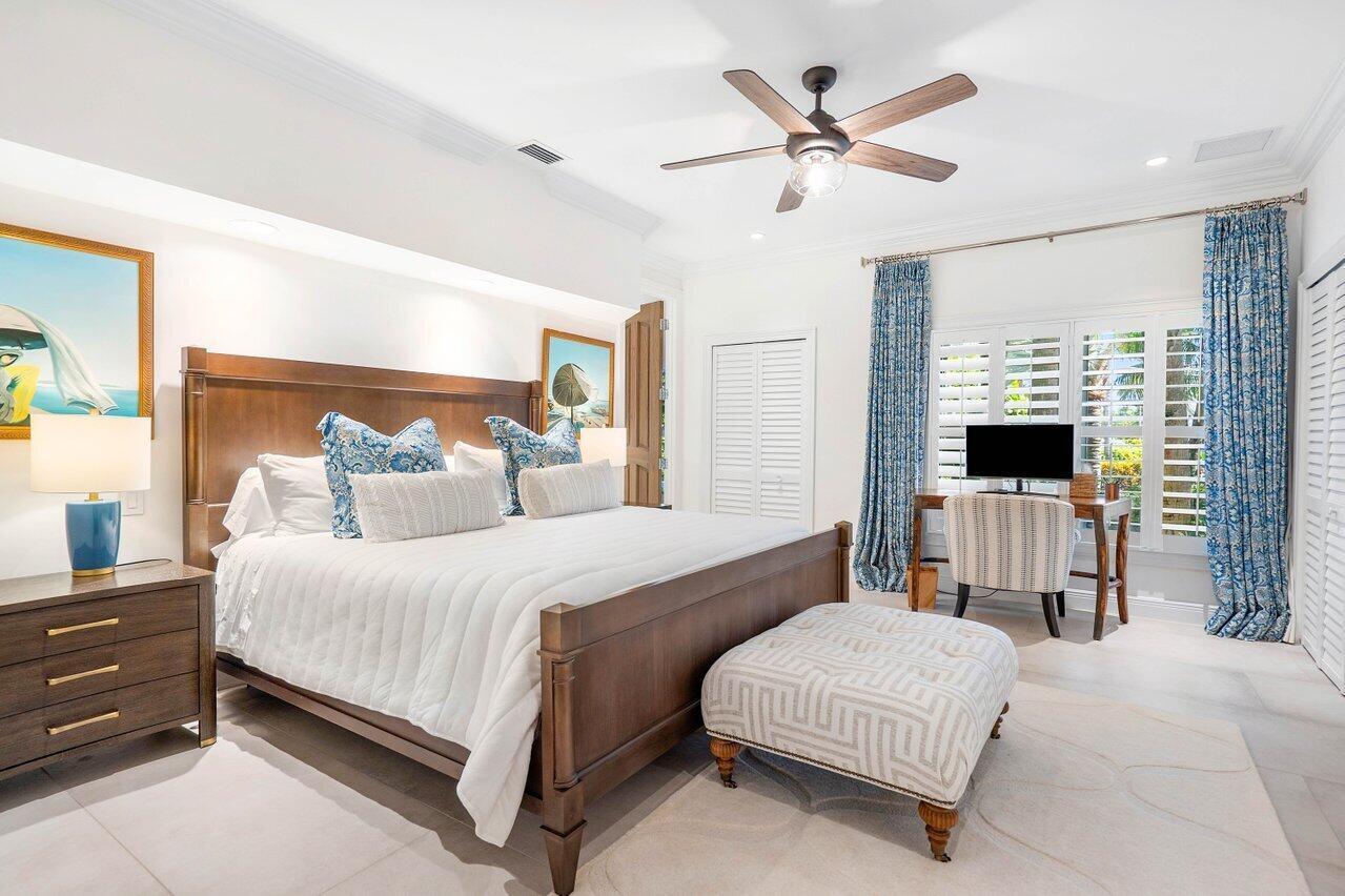 2160 SE Golfview Ln Stuart, FL 34996 2160 SE Golfview Ln Stuart, FL 34996