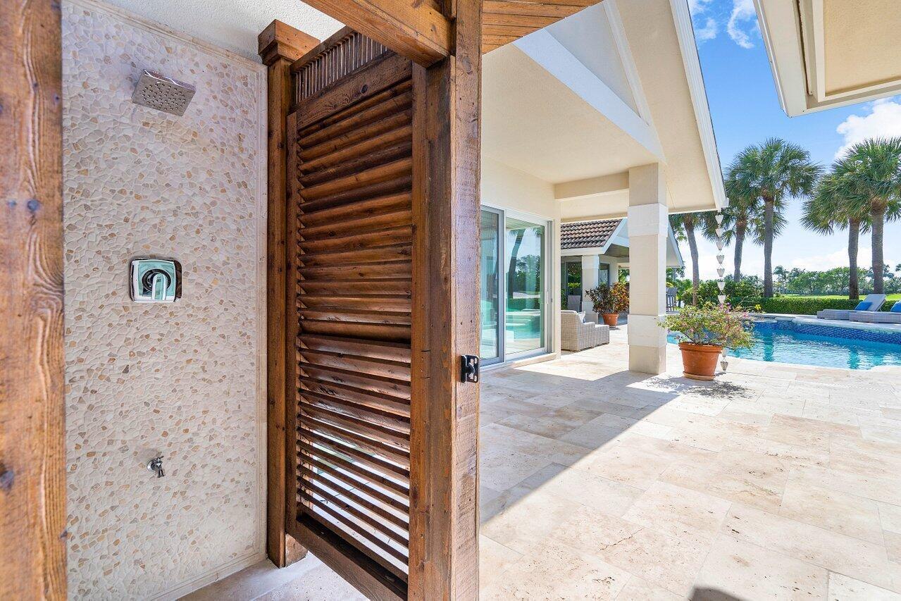 2160 SE Golfview Ln Stuart, FL 34996 2160 SE Golfview Ln Stuart, FL 34996