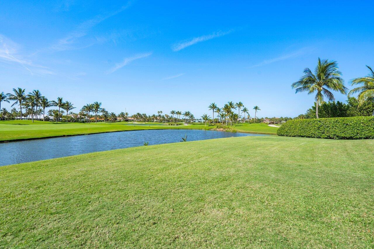 2160 SE Golfview Ln Stuart, FL 34996 2160 SE Golfview Ln Stuart, FL 34996