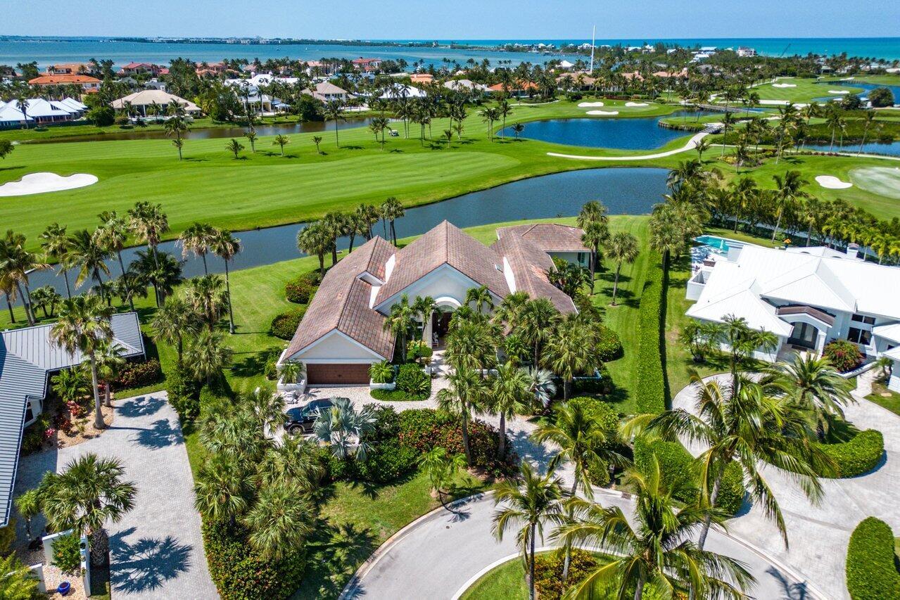 2160 SE Golfview Ln Stuart, FL 34996 2160 SE Golfview Ln Stuart, FL 34996