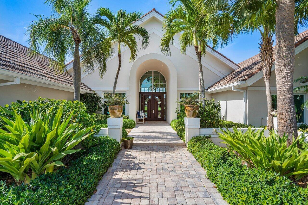 2160 SE Golfview Ln Stuart, FL 34996 2160 SE Golfview Ln Stuart, FL 34996