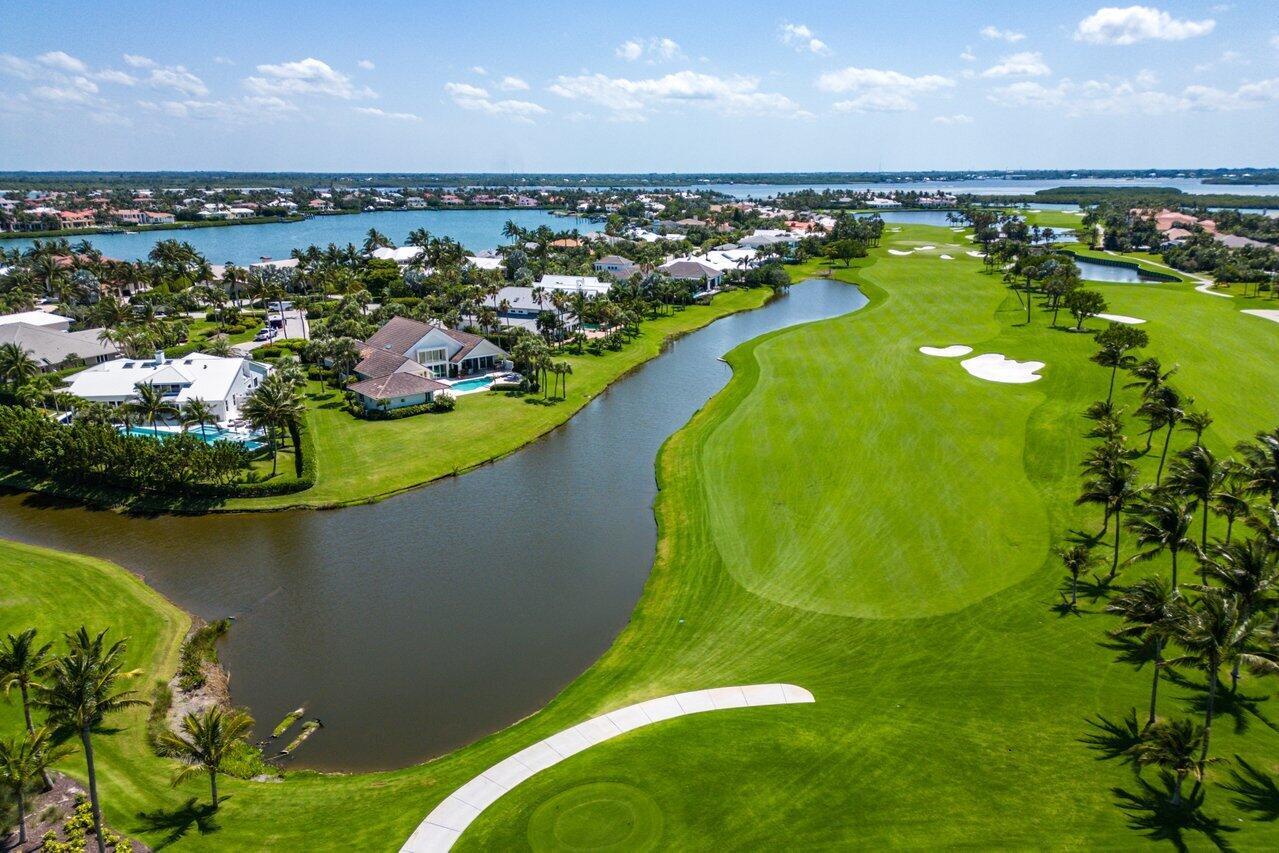 2160 SE Golfview Ln Stuart, FL 34996 2160 SE Golfview Ln Stuart, FL 34996