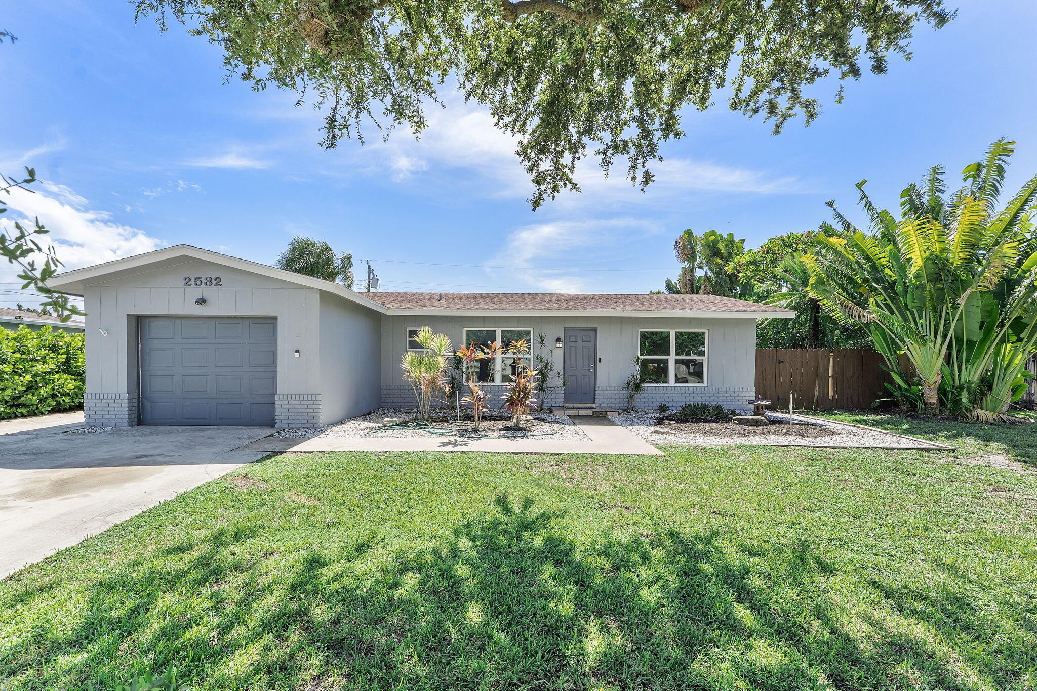 2532 SW 11th Ct