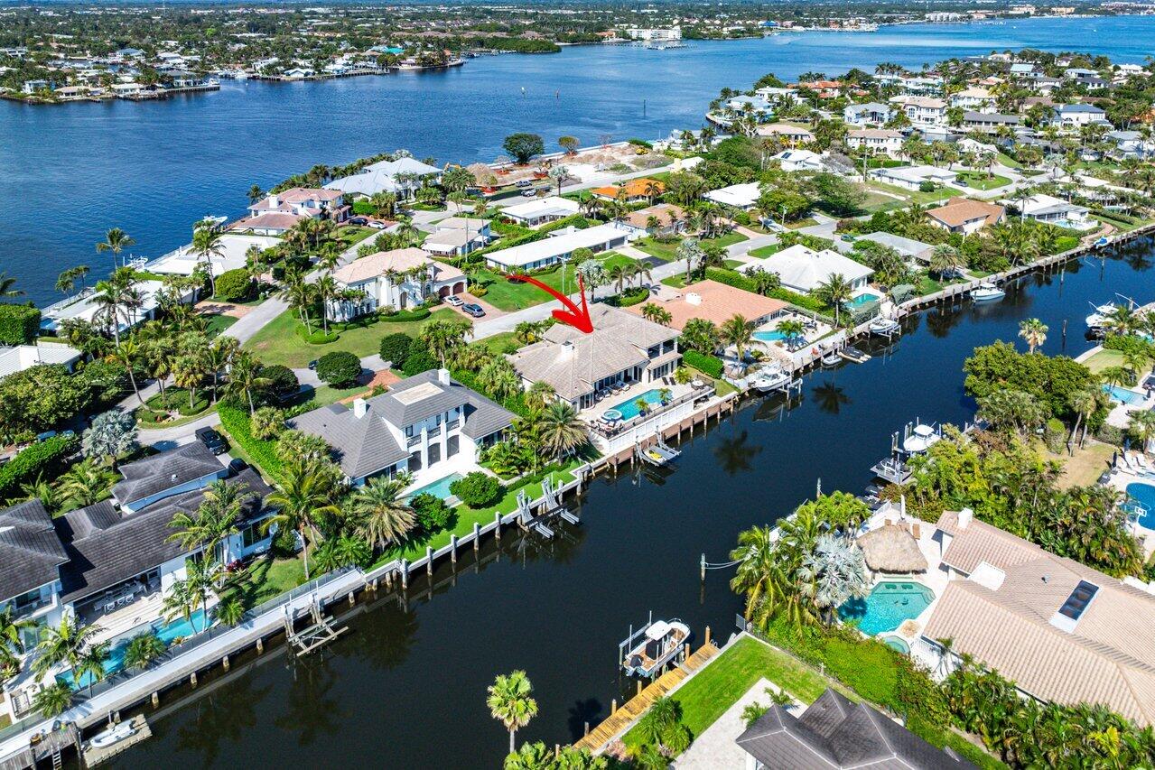 18 Sabal Is Dr Ocean Ridge, FL 33435