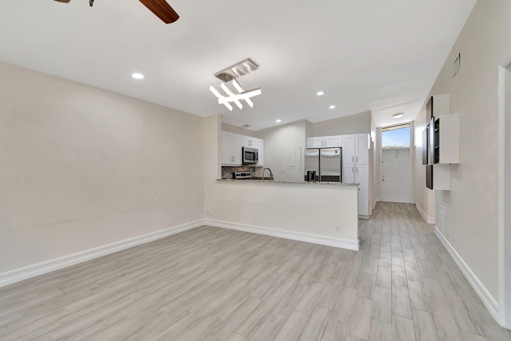 11555 Orange Blossom Ln