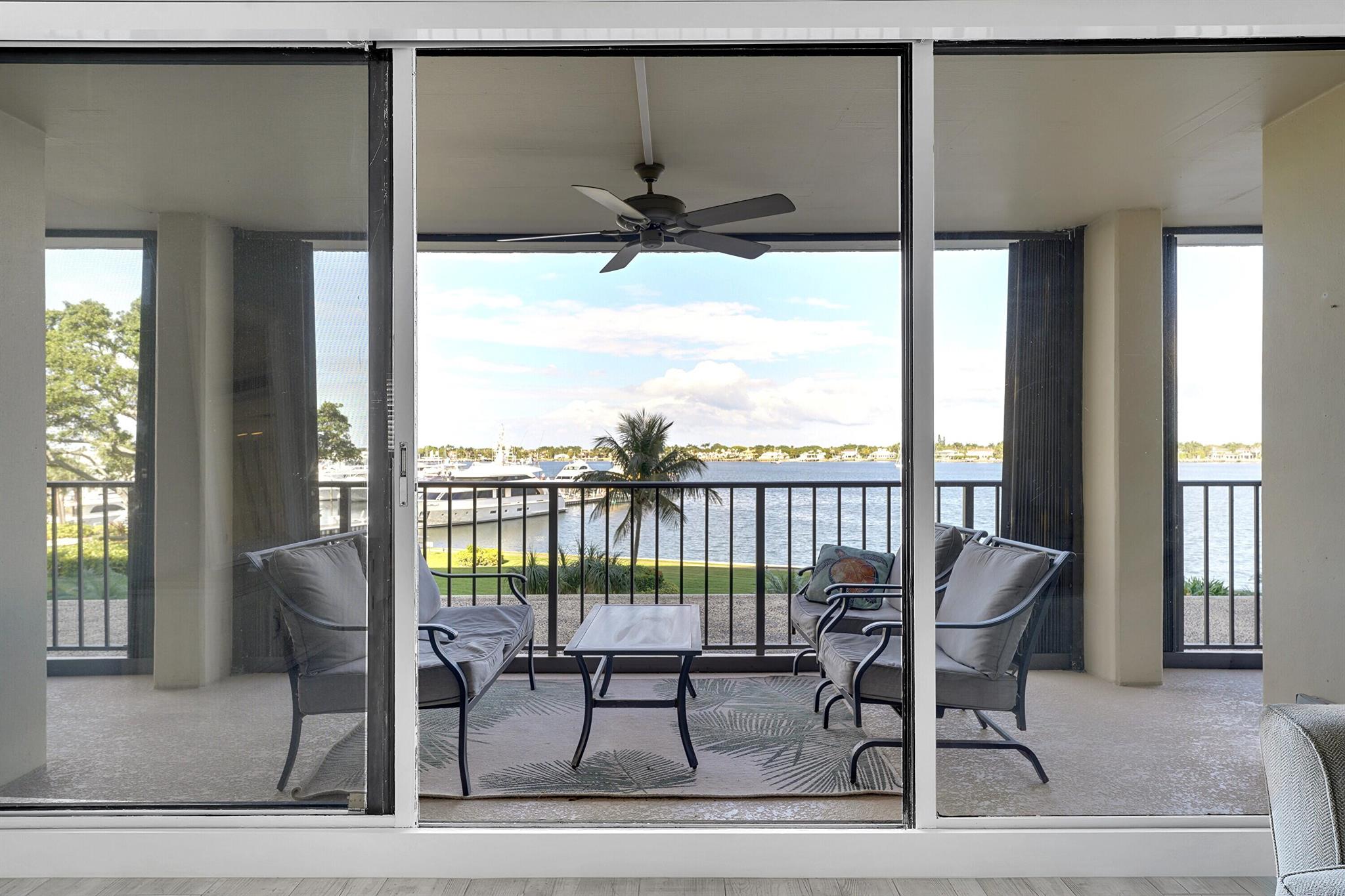 134 Lakeshore Dr #316
