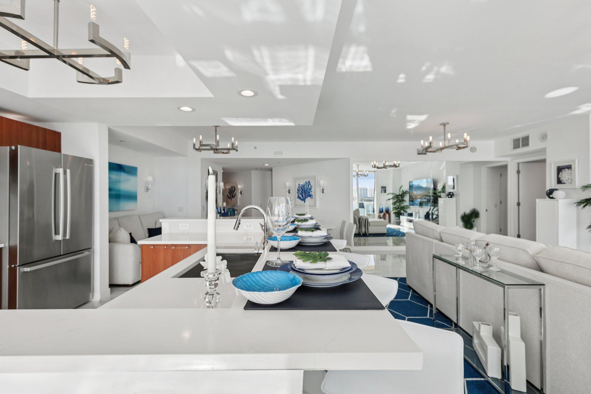 2640 Lake Shr Dr #507 Riviera Beach, FL 33404