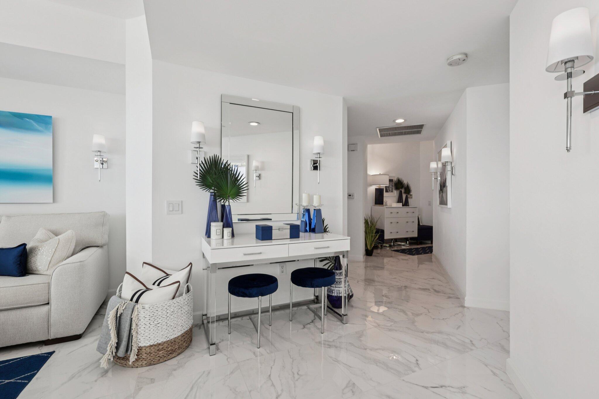 2640 Lake Shr Dr #507 Riviera Beach, FL 33404