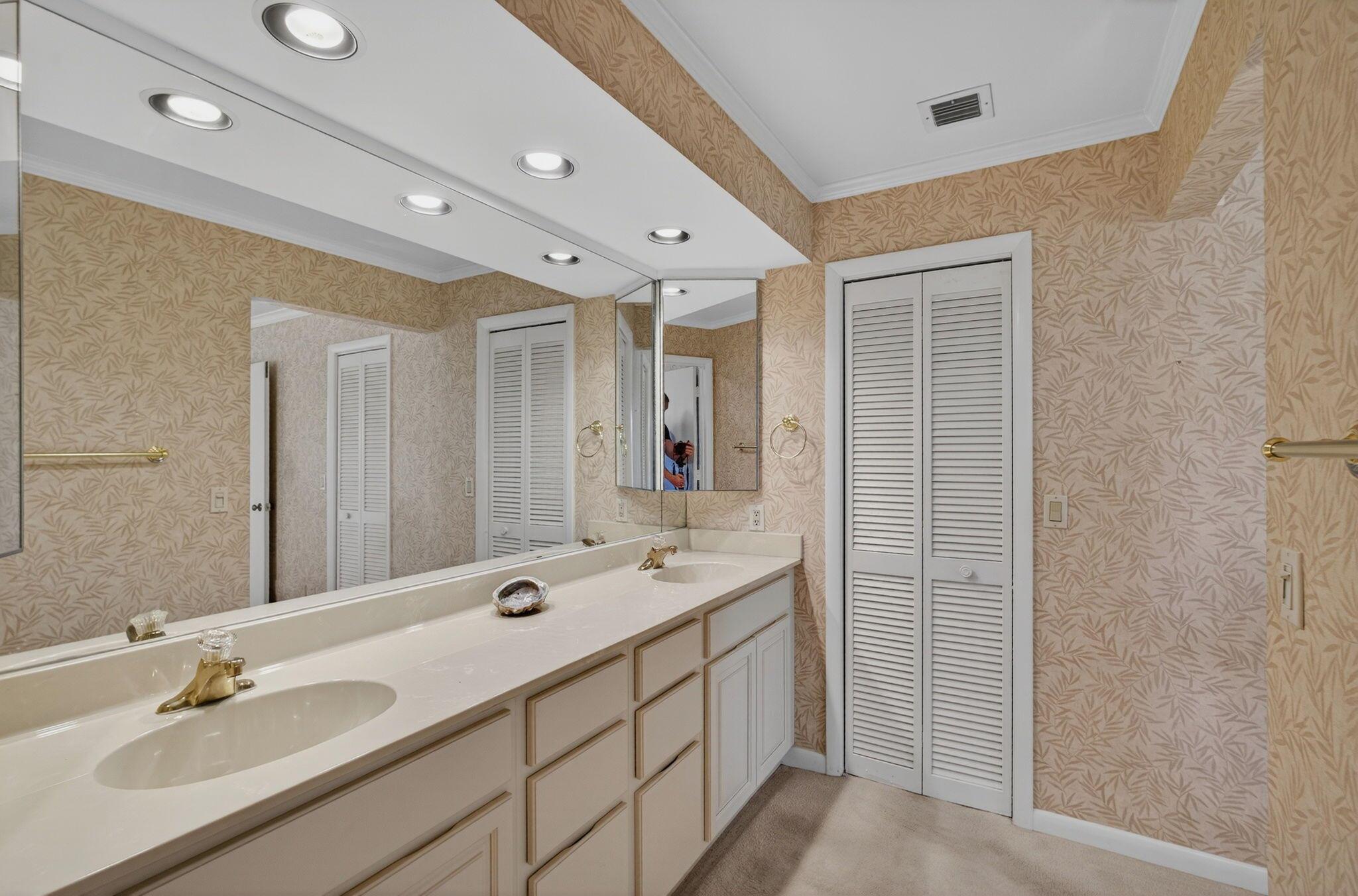 17001 Freshwind Cir Jupiter, FL 33477