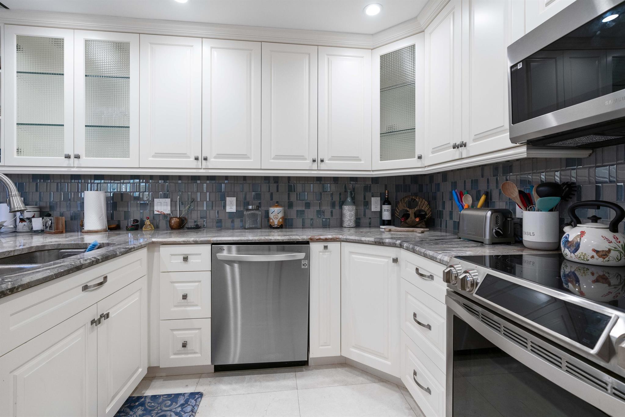 2706 Fairway Dr Jupiter, FL 33477