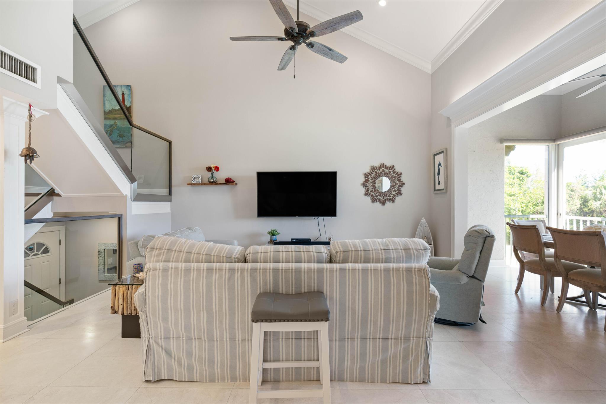 2706 Fairway Dr Jupiter, FL 33477