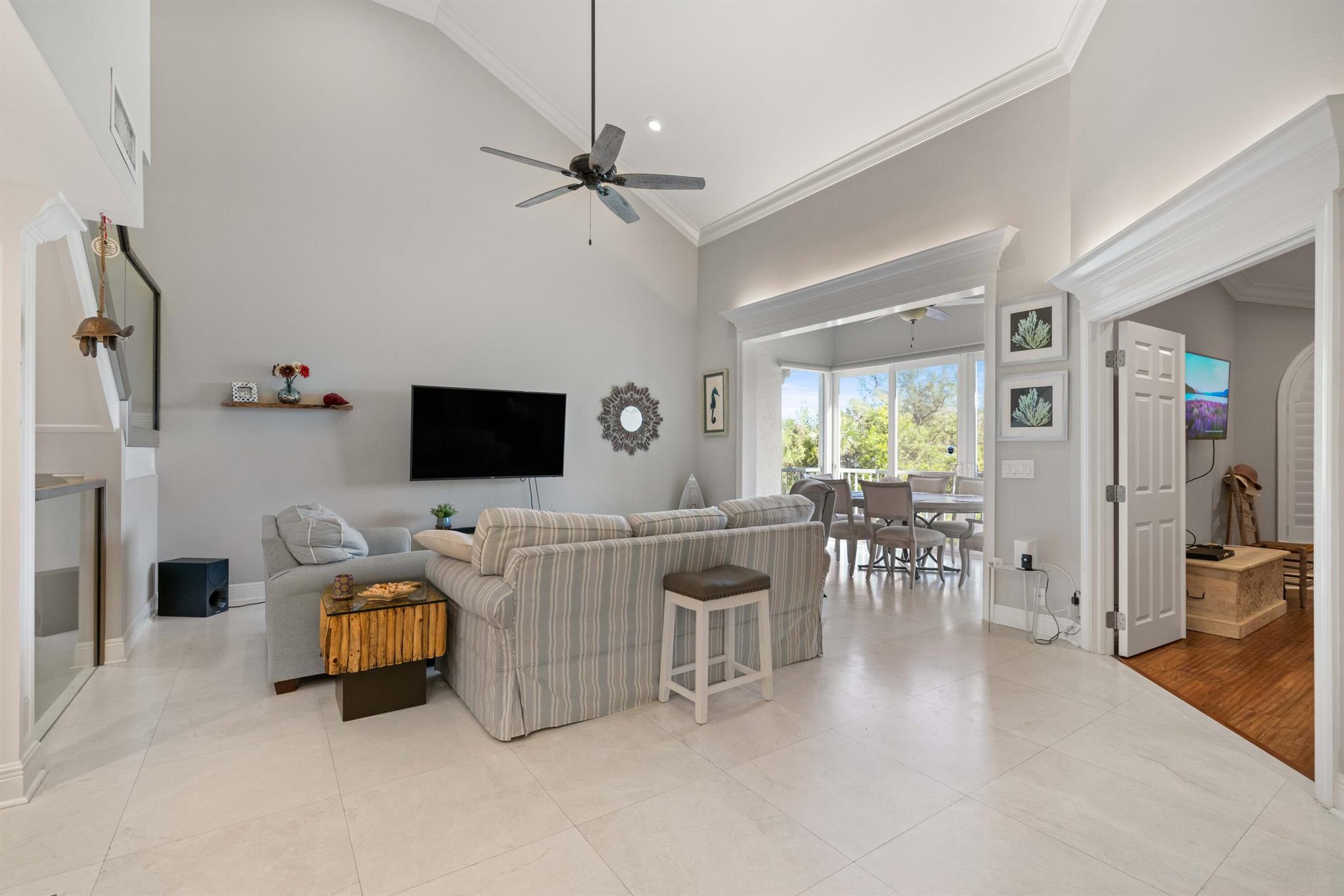 2706 Fairway Dr Jupiter, FL 33477