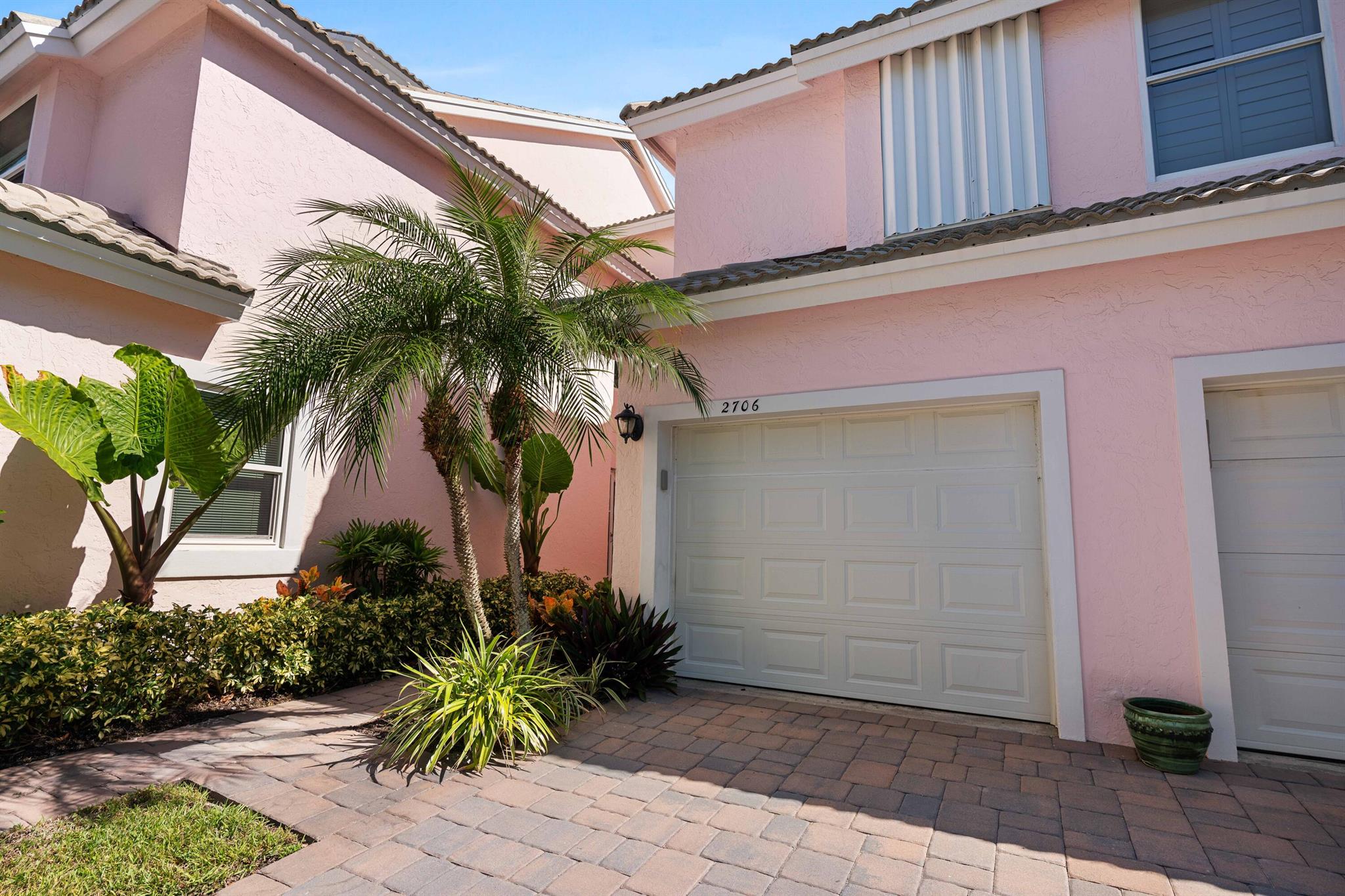 2706 Fairway Dr Jupiter, FL 33477