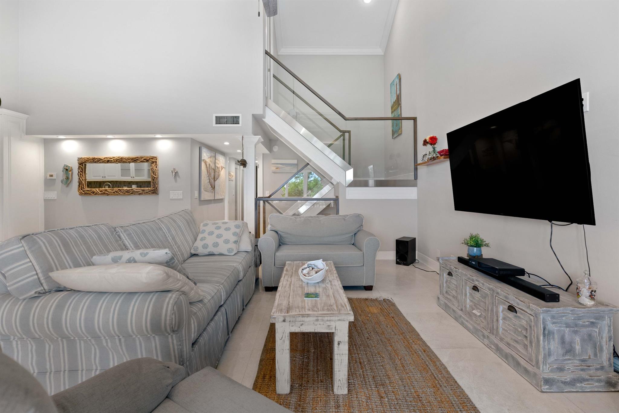 2706 Fairway Dr Jupiter, FL 33477