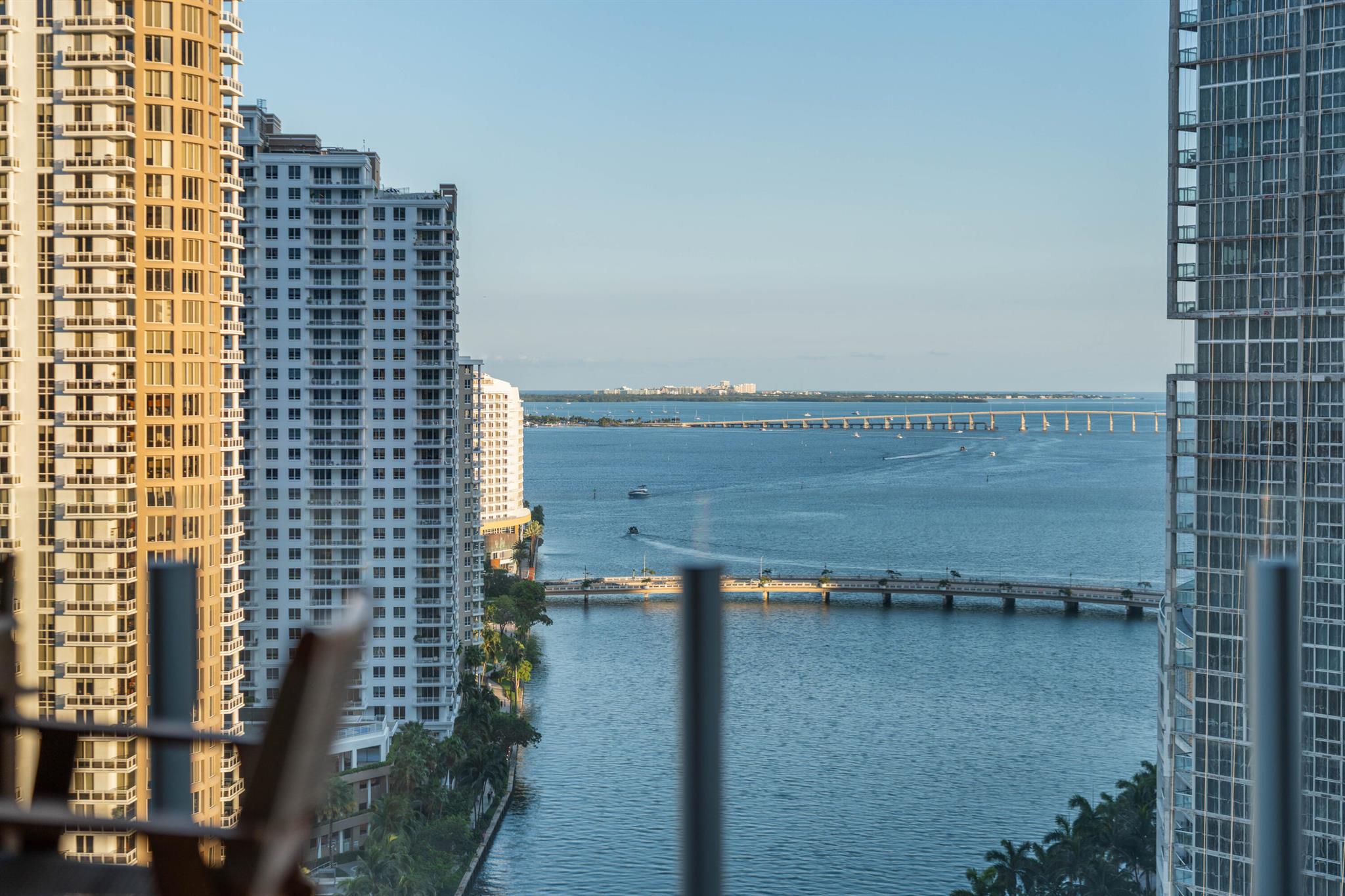 300 Biscayne Blvd Way #2004 Miami, FL 33131