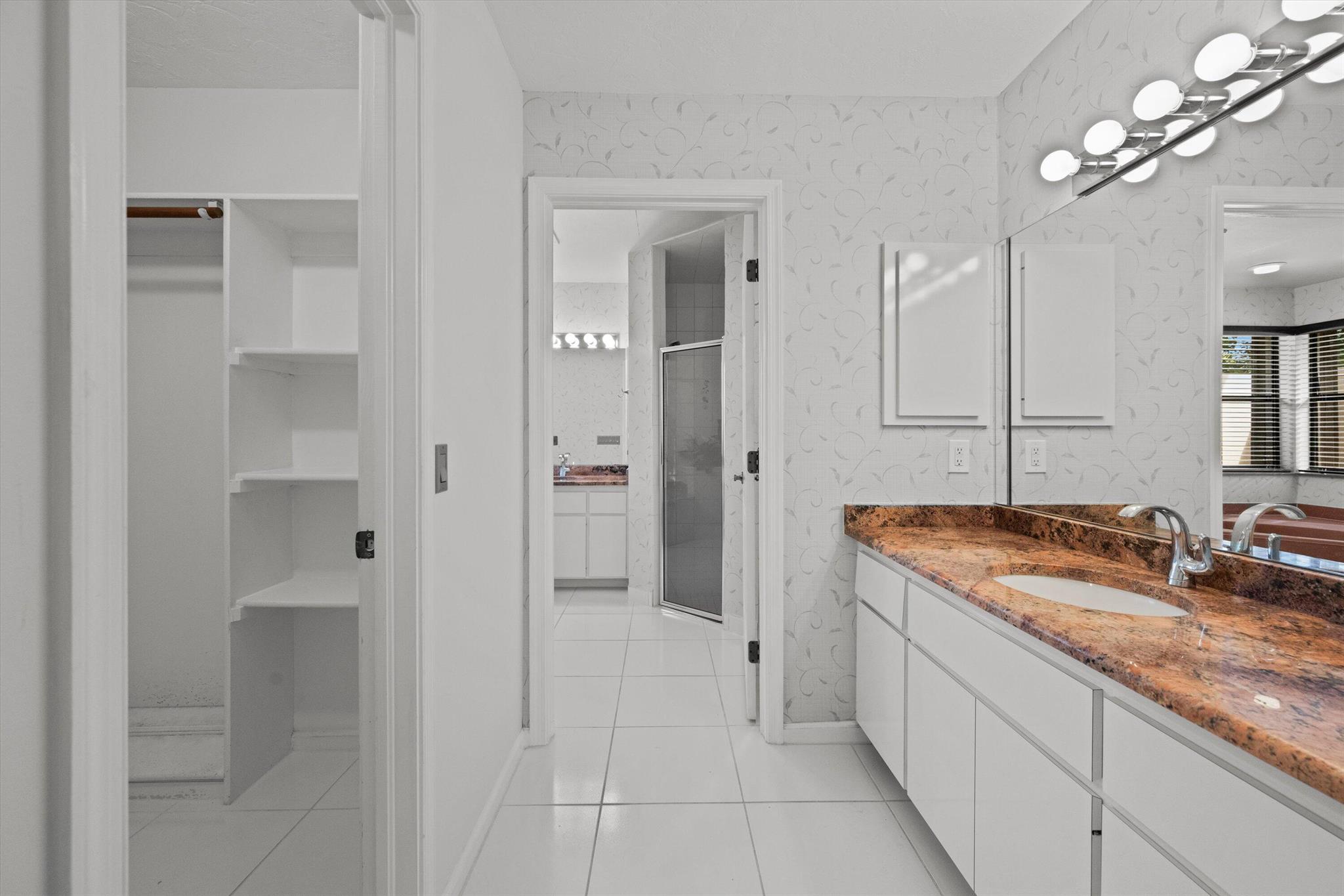 15250 Meadow Wood Dr Wellington, FL 33414