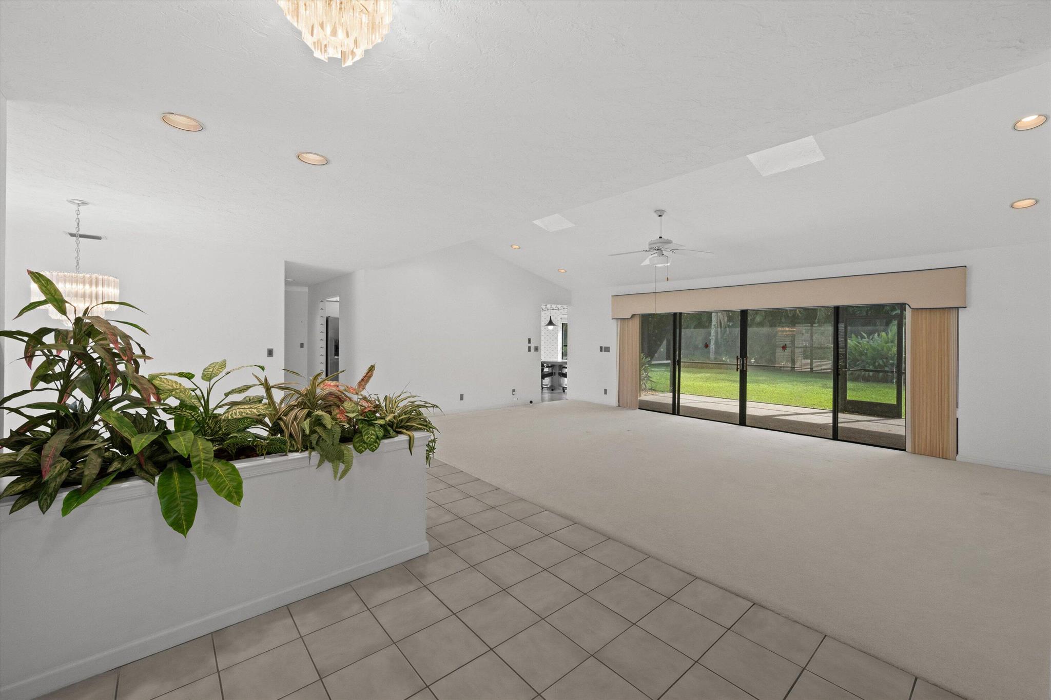 15250 Meadow Wood Dr Wellington, FL 33414