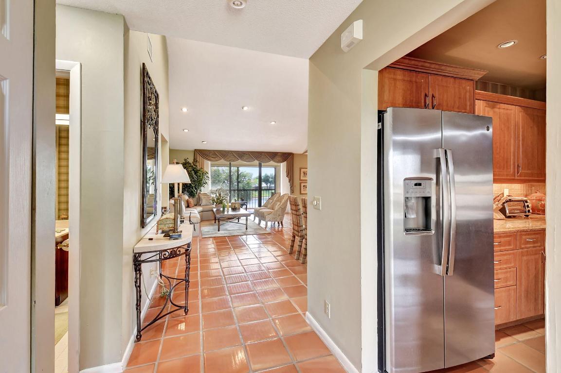 22 Eastgate Dr #D Boynton Beach, FL 33436