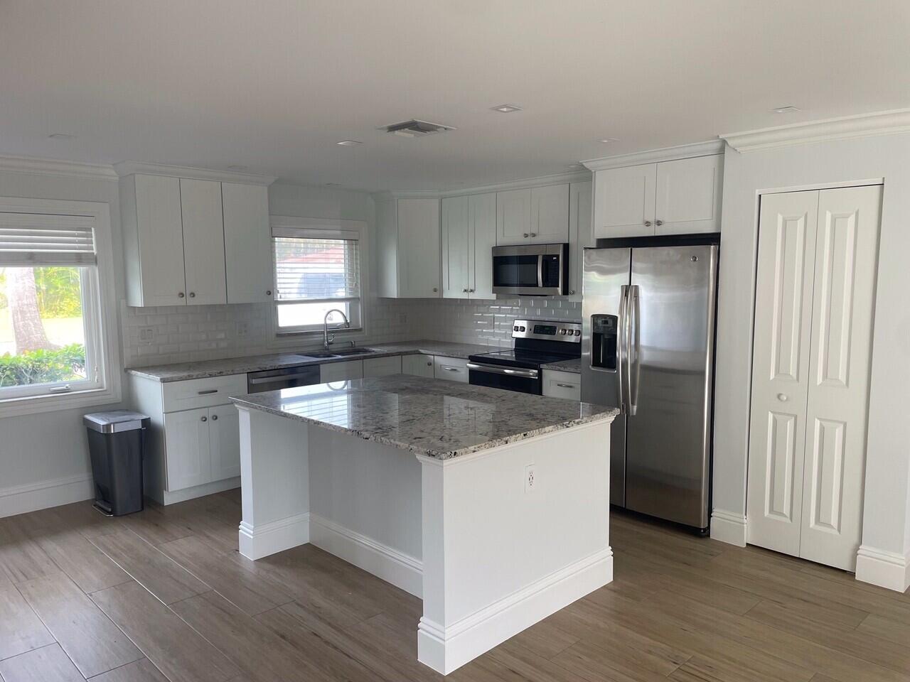 1611 Treemont Jupiter, FL 33469