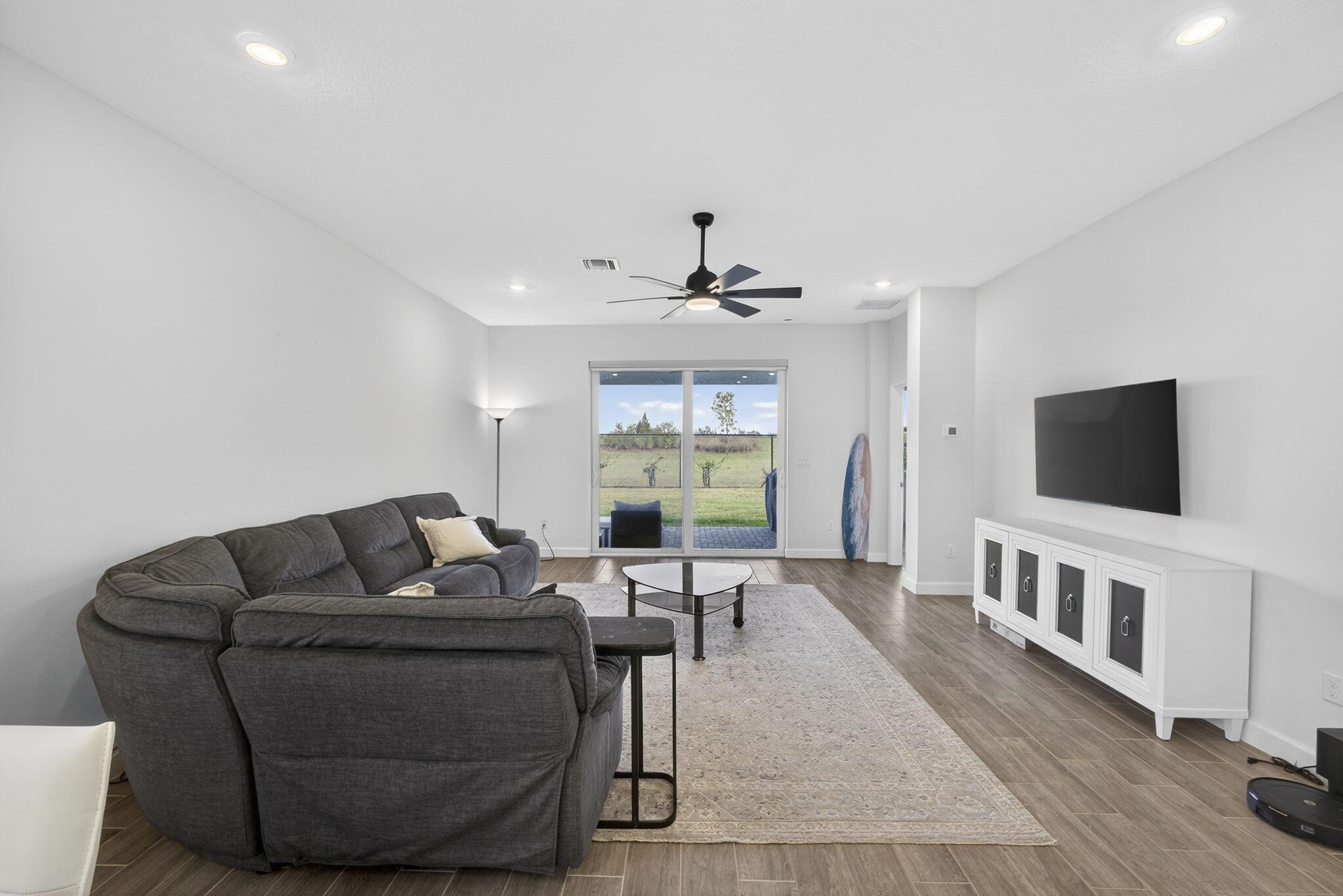 1446 Tangled Orchard Trace Loxahatchee, FL 33470