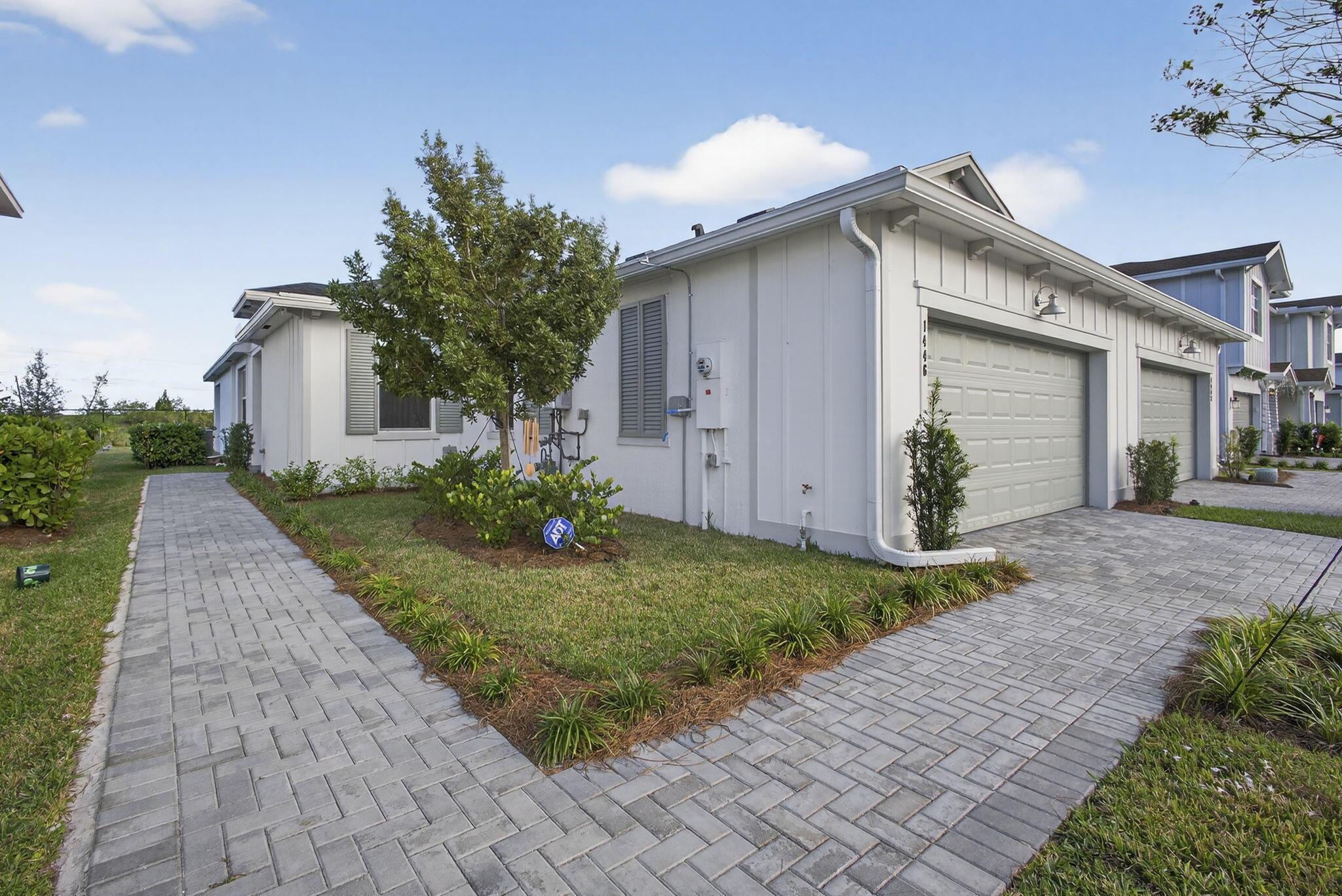 1446 Tangled Orchard Trace Loxahatchee, FL 33470