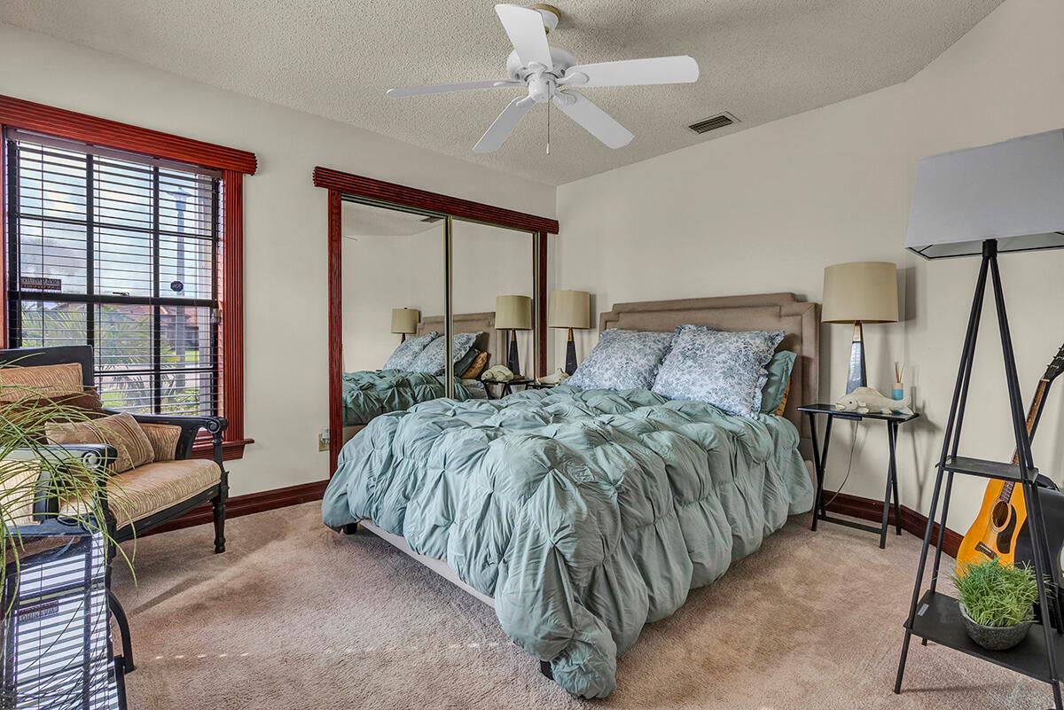 8142 Mimosa Pl Boynton Beach, FL 33472